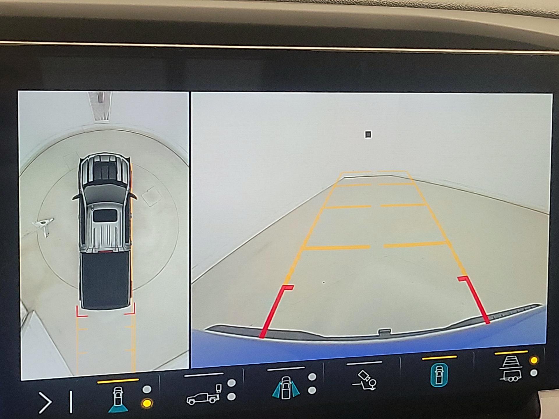 Thumbnail: 2022 Chevrolet Silverado 1500 - 14