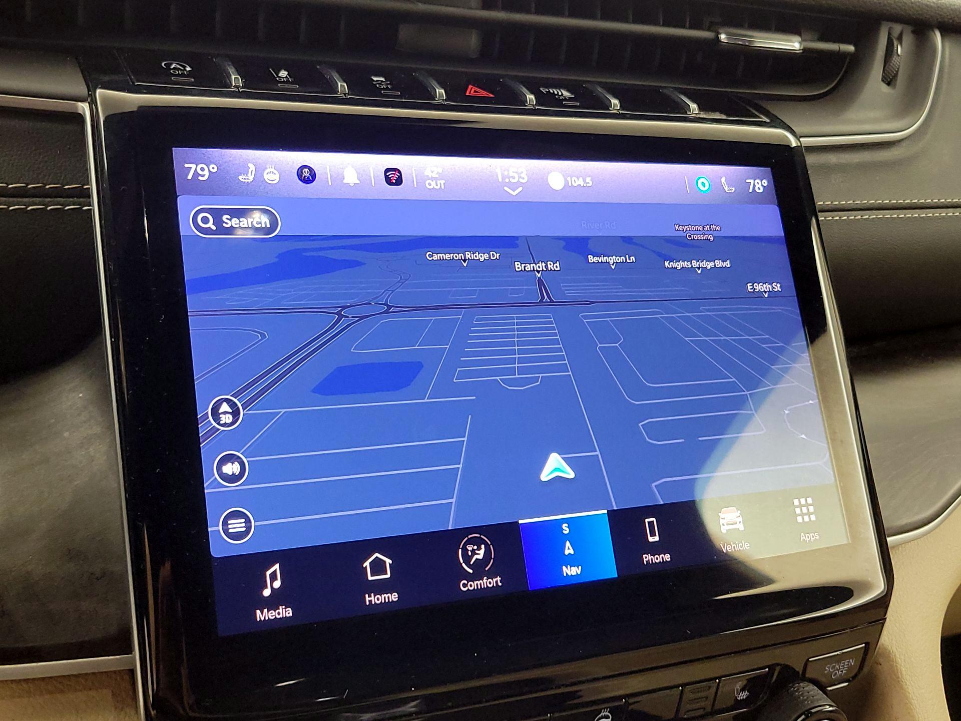 Thumbnail: 2023 Jeep Grand Cherokee - 14