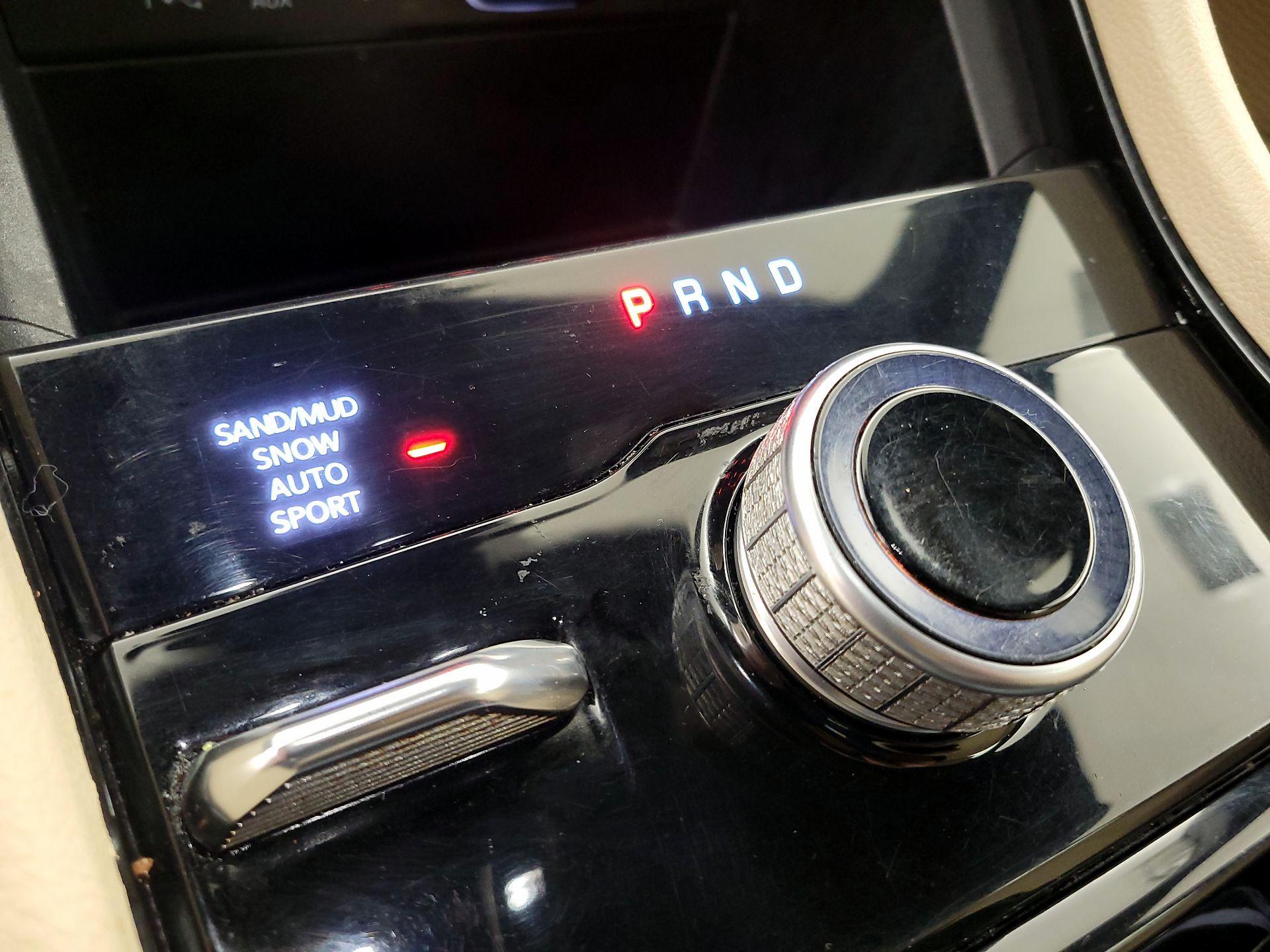 Thumbnail: 2023 Jeep Grand Cherokee - 18