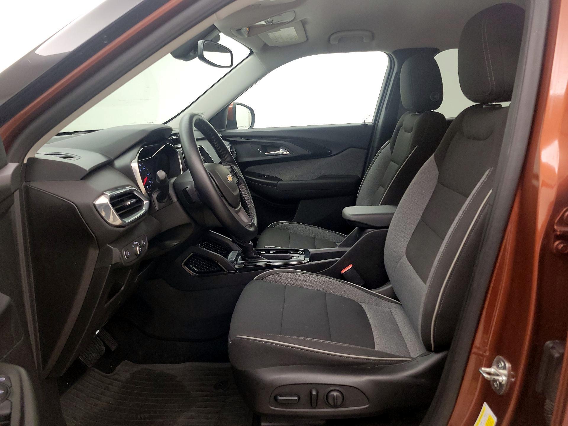 Thumbnail: 2021 Chevrolet TrailBlazer - 11