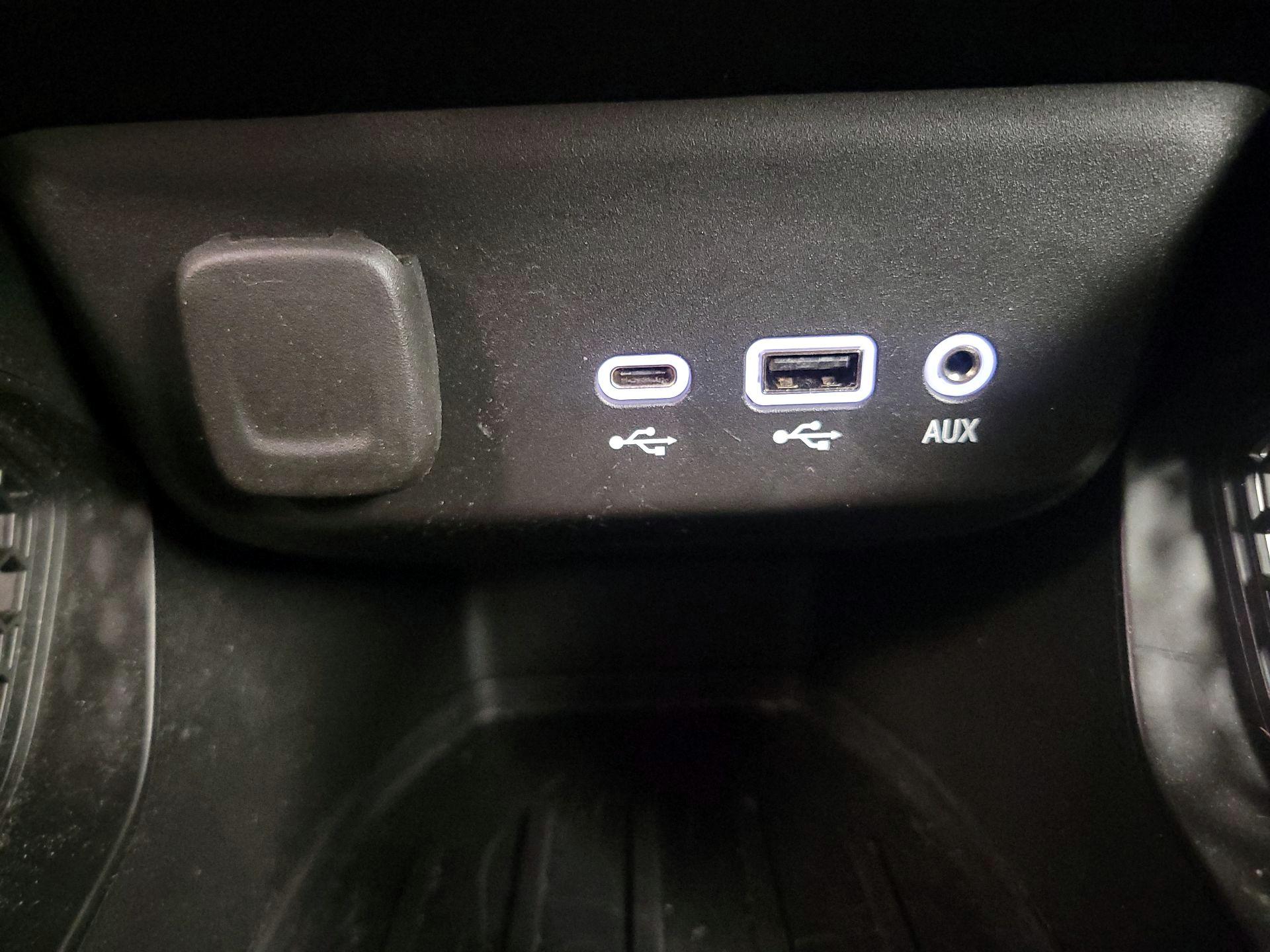 Thumbnail: 2021 Chevrolet TrailBlazer - 18