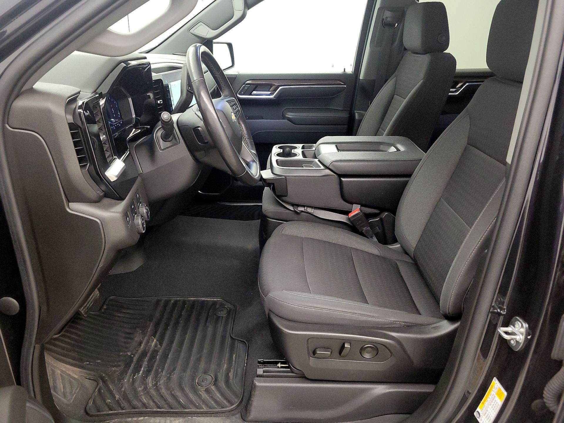 Thumbnail: 2022 Chevrolet Silverado 1500 - 11