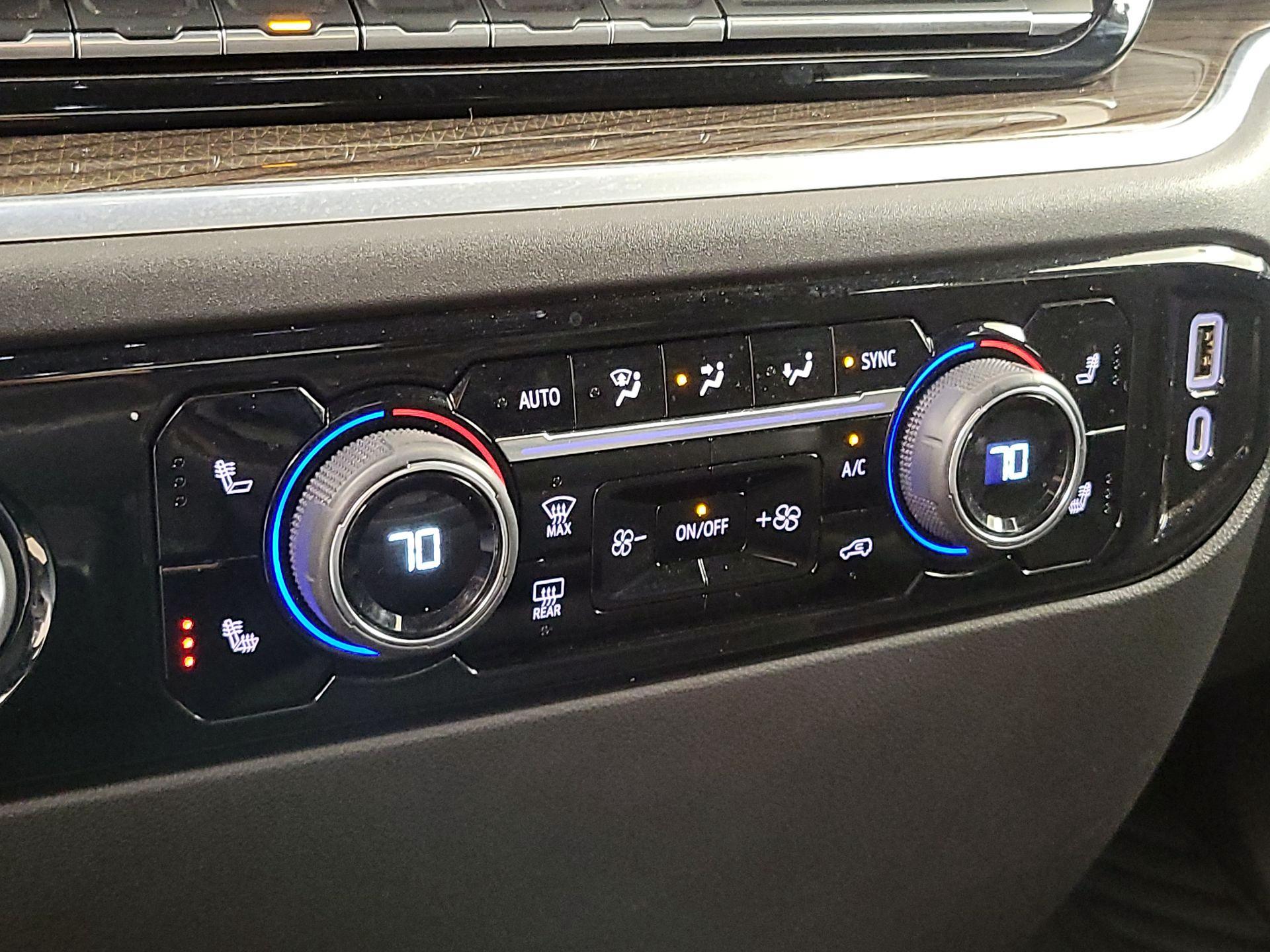 Thumbnail: 2022 Chevrolet Silverado 1500 - 17