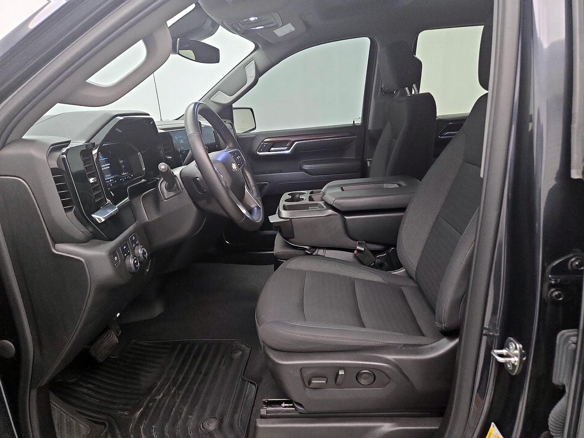 Thumbnail: 2023 Chevrolet Silverado 1500 - 11