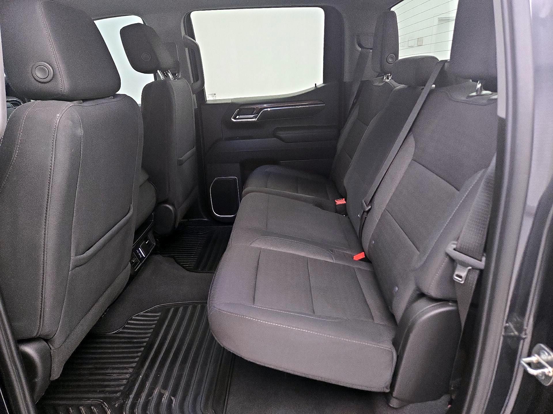 Thumbnail: 2023 Chevrolet Silverado 1500 - 19