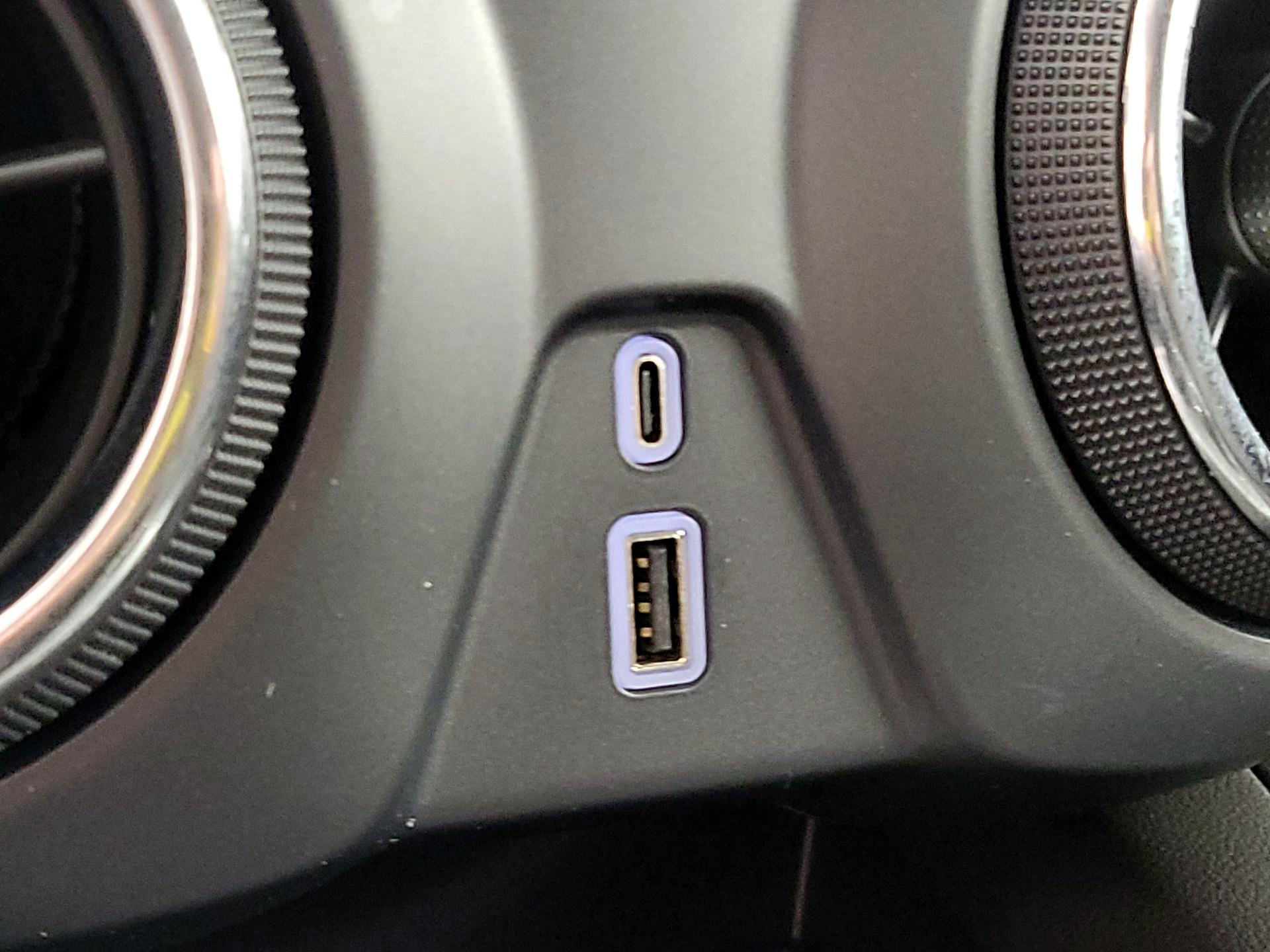 Thumbnail: 2023 Chevrolet Blazer - 18