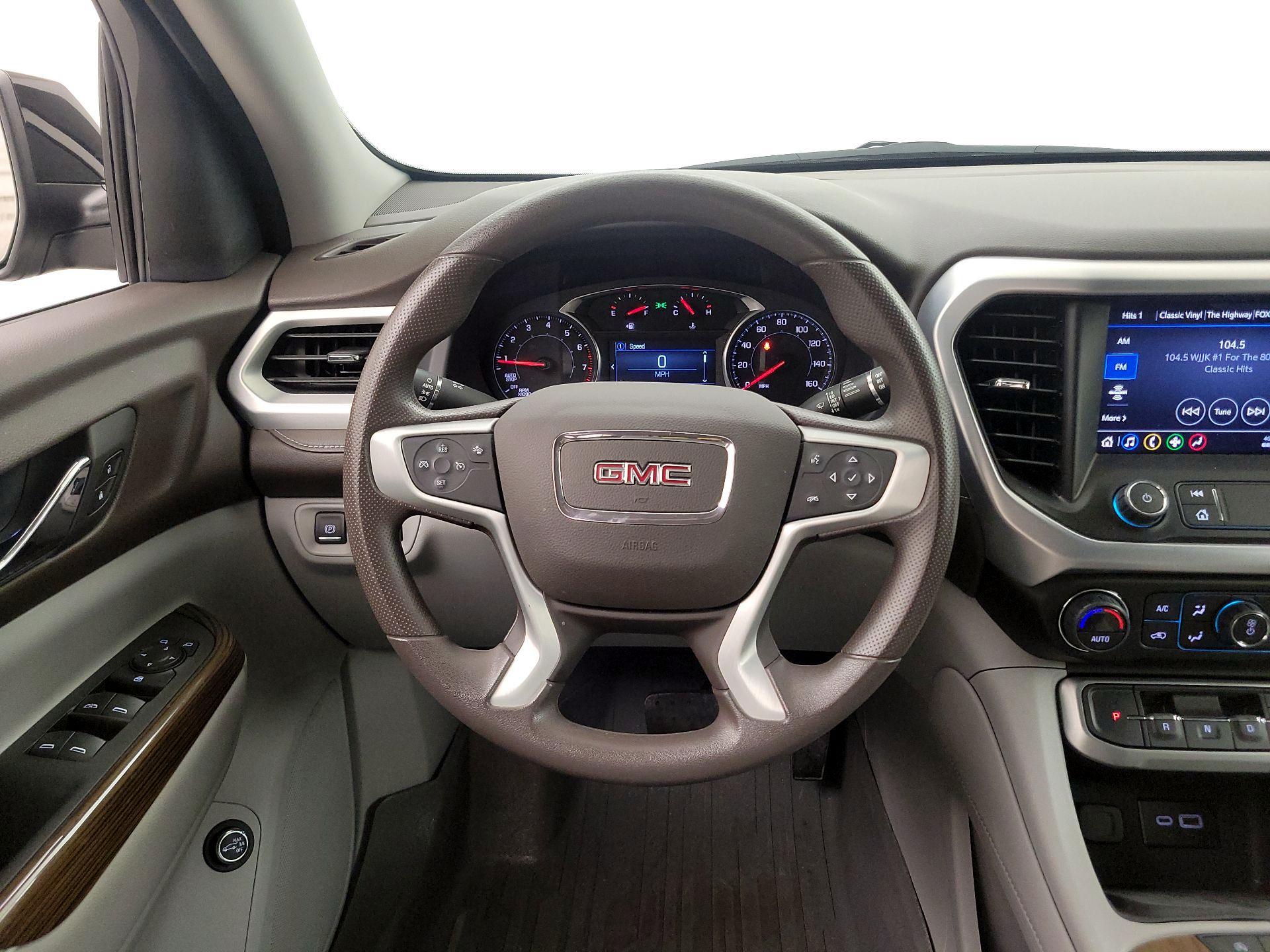 Thumbnail: 2023 GMC Acadia - 10