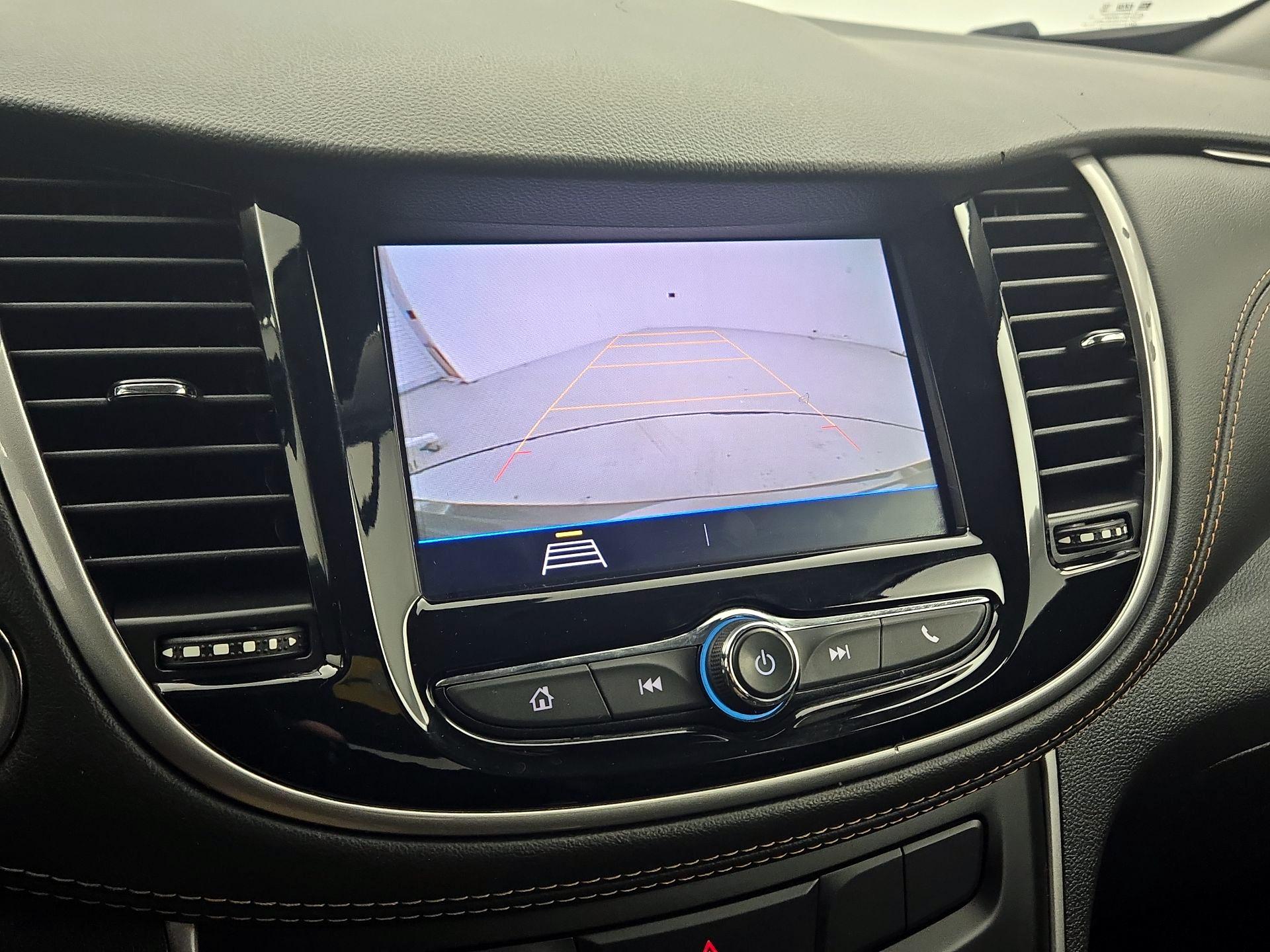 Thumbnail: 2021 Chevrolet Trax - 14