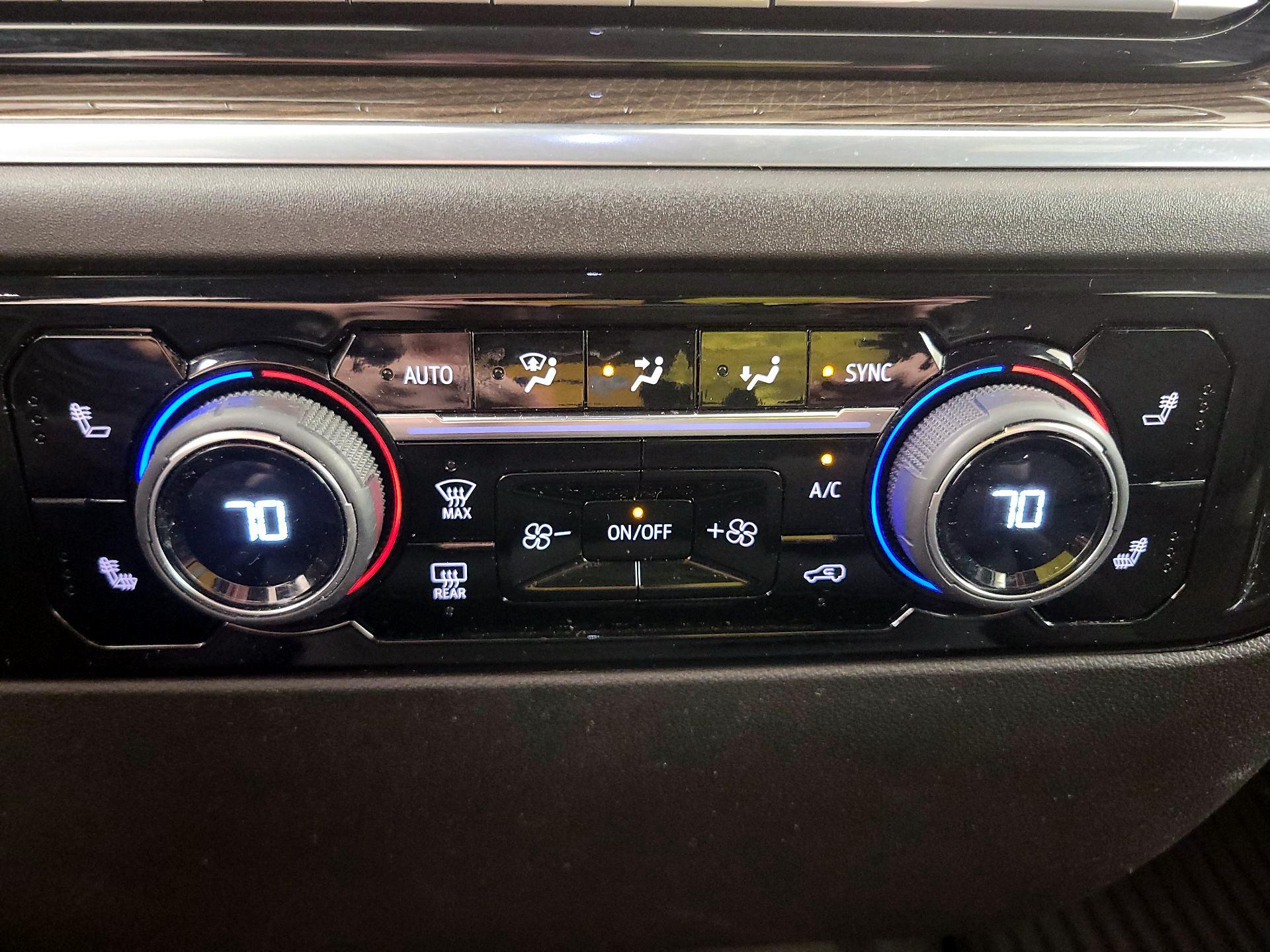 Thumbnail: 2022 Chevrolet Silverado 1500 - 16