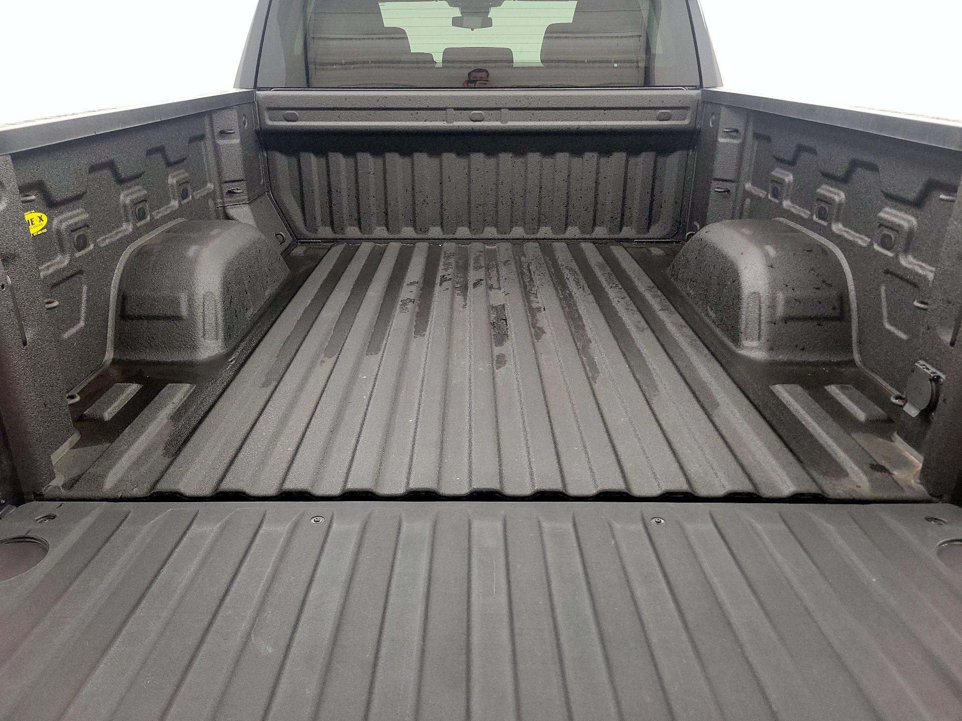 Thumbnail: 2022 Chevrolet Silverado 1500 - 20