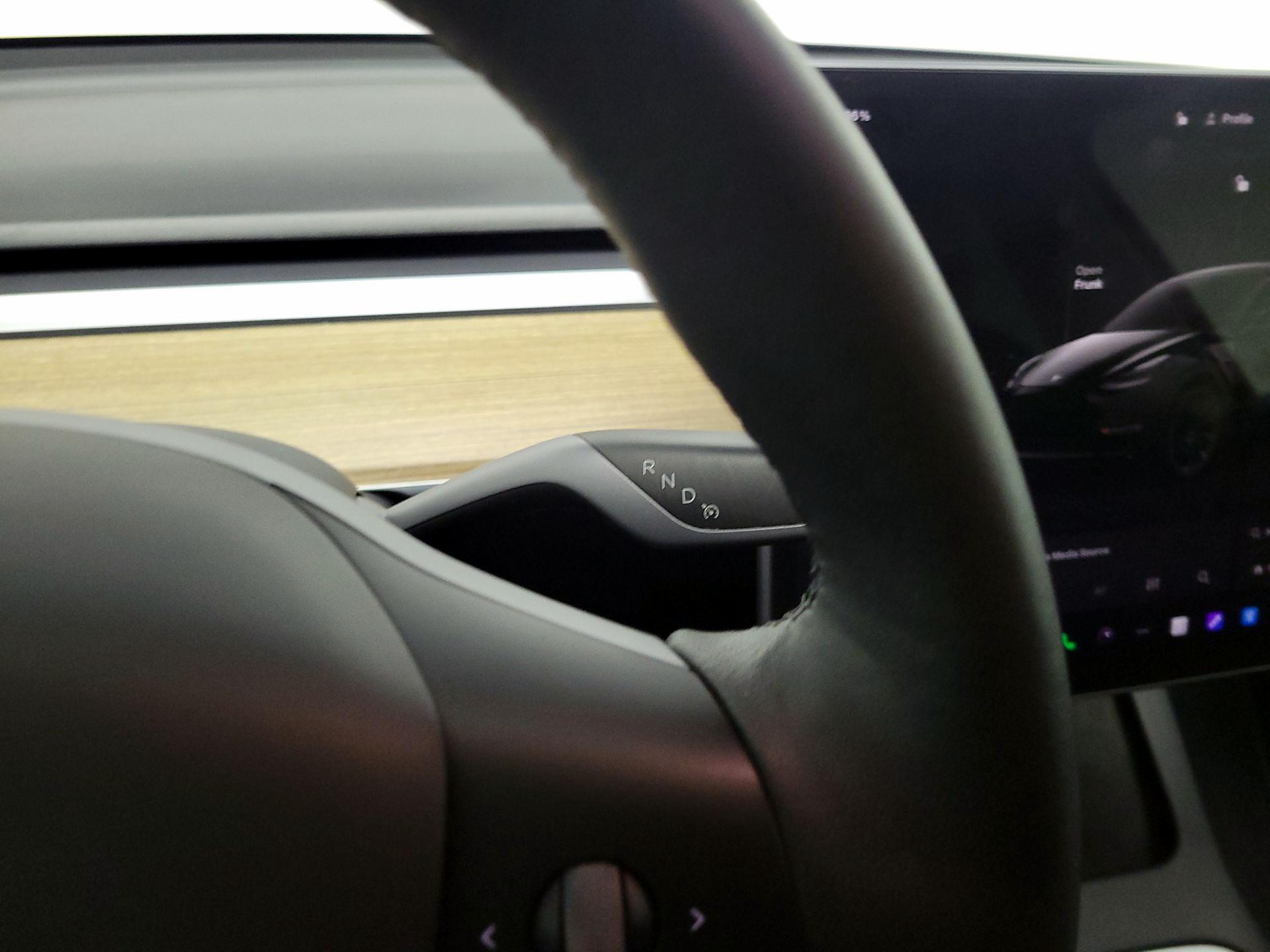 Thumbnail: 2022 Tesla Model Y - 17