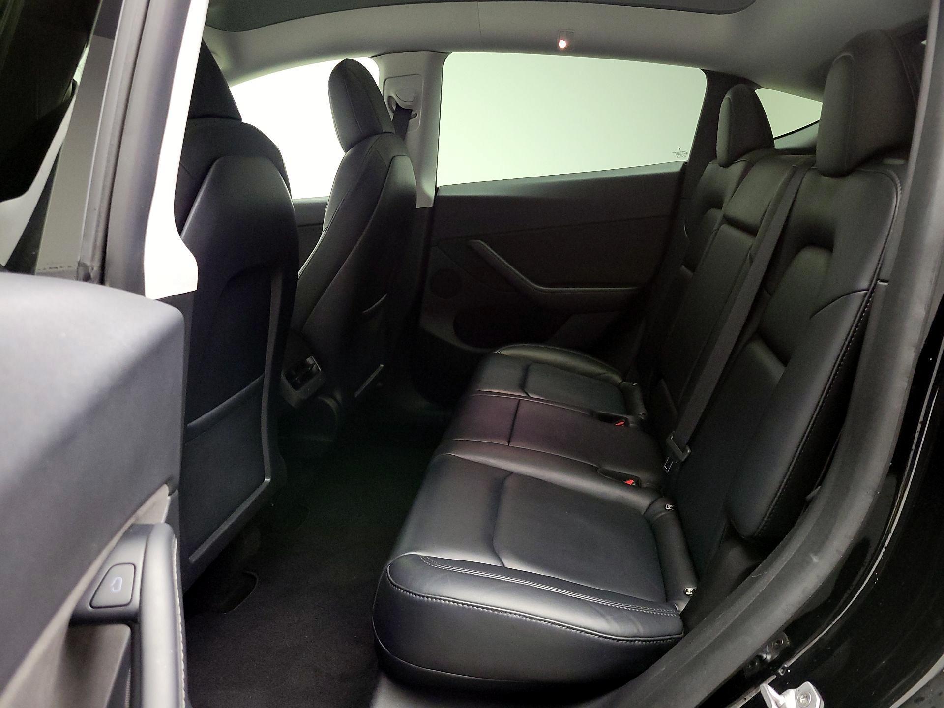 Thumbnail: 2022 Tesla Model Y - 19