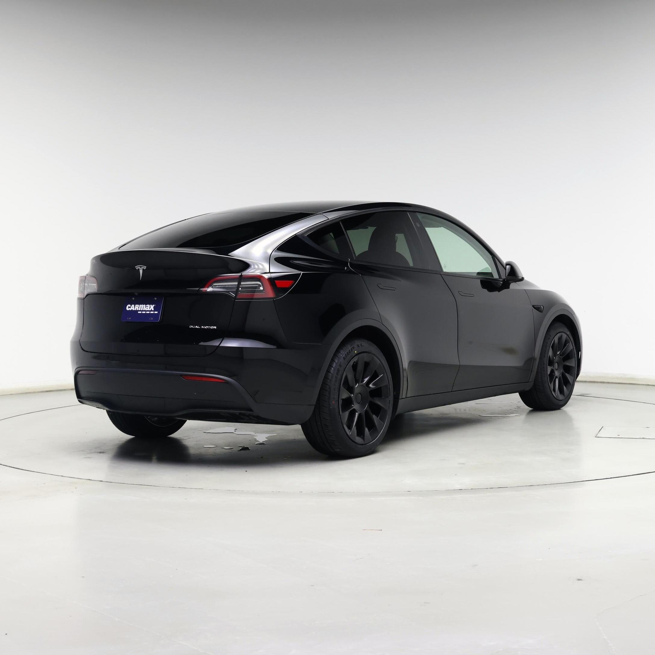 Thumbnail: 2022 Tesla Model Y - 8
