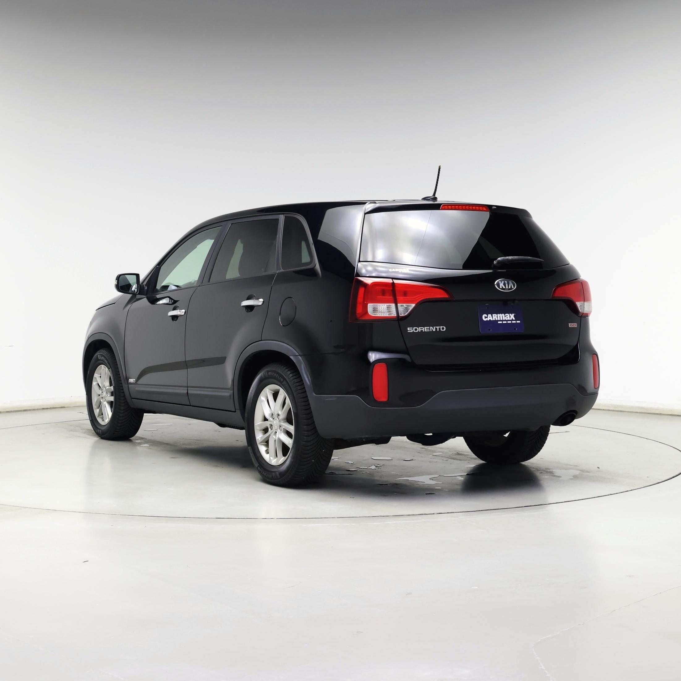 Thumbnail: 2015 Kia Sorento - 2
