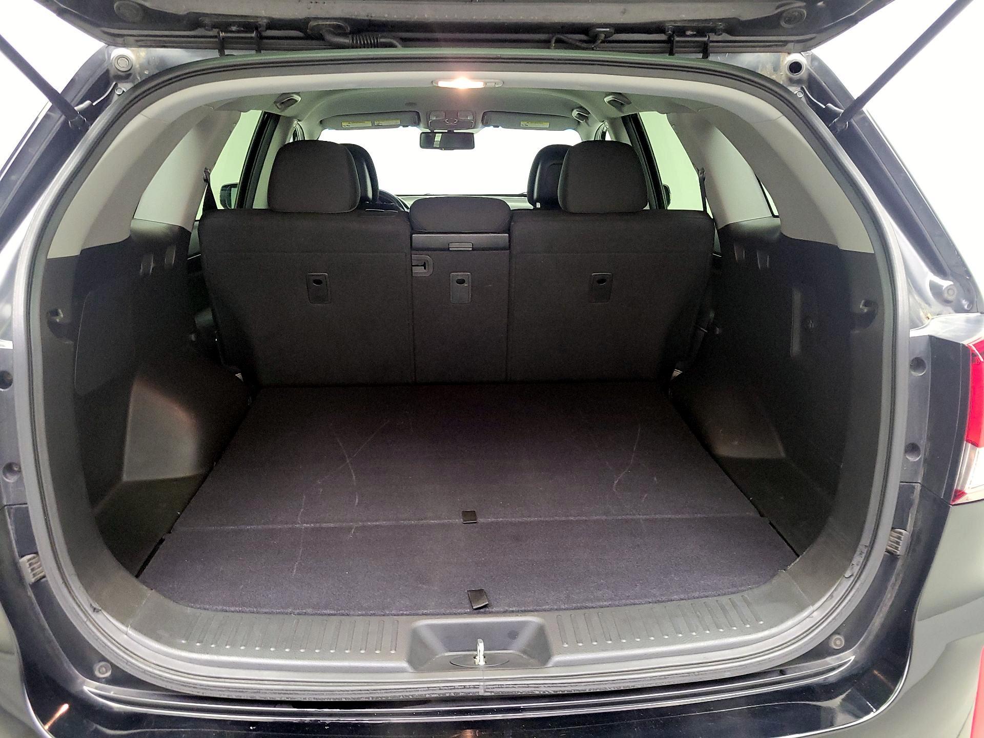 Thumbnail: 2015 Kia Sorento - 19