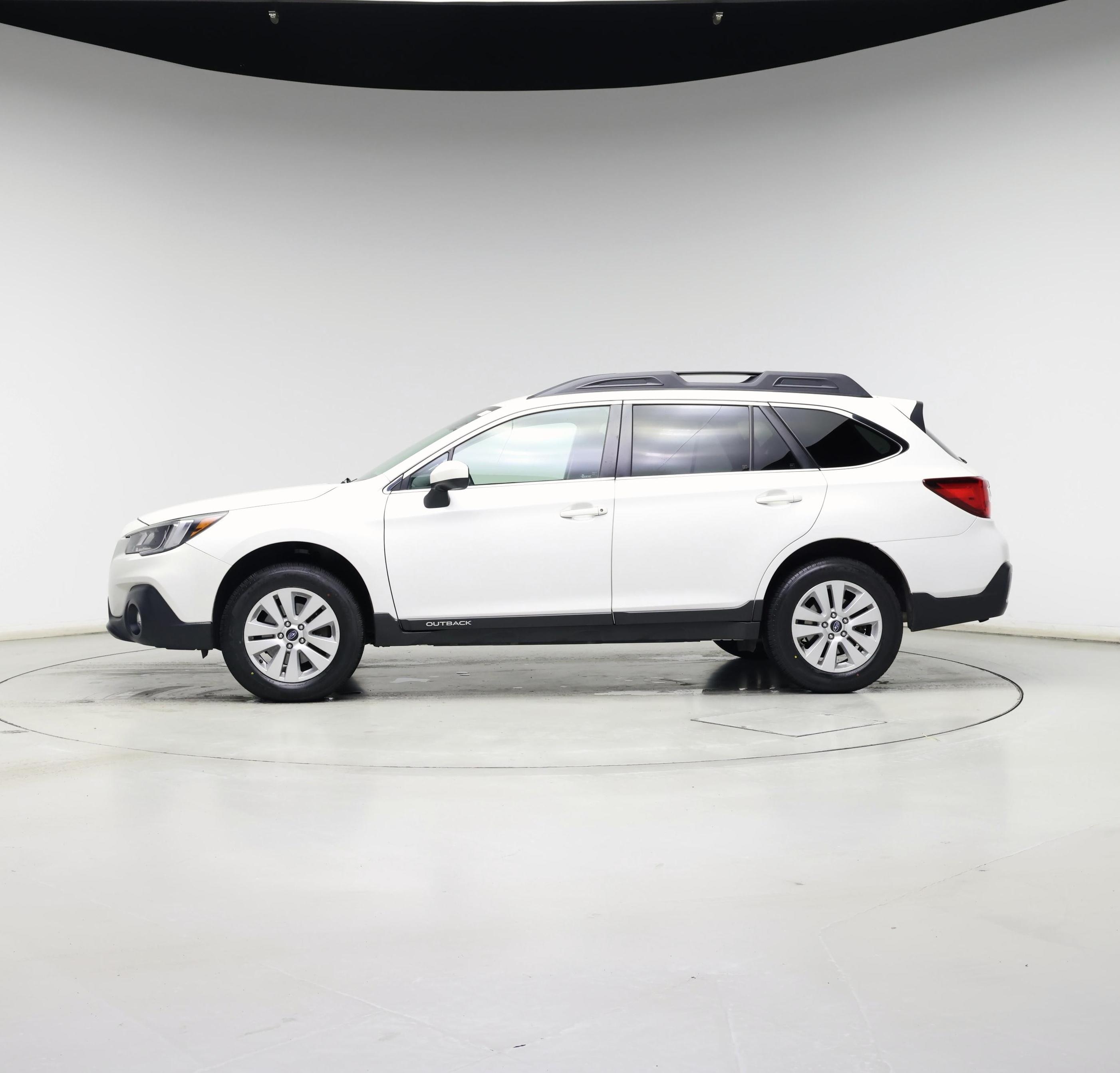 Thumbnail: 2019 Subaru Outback - 3