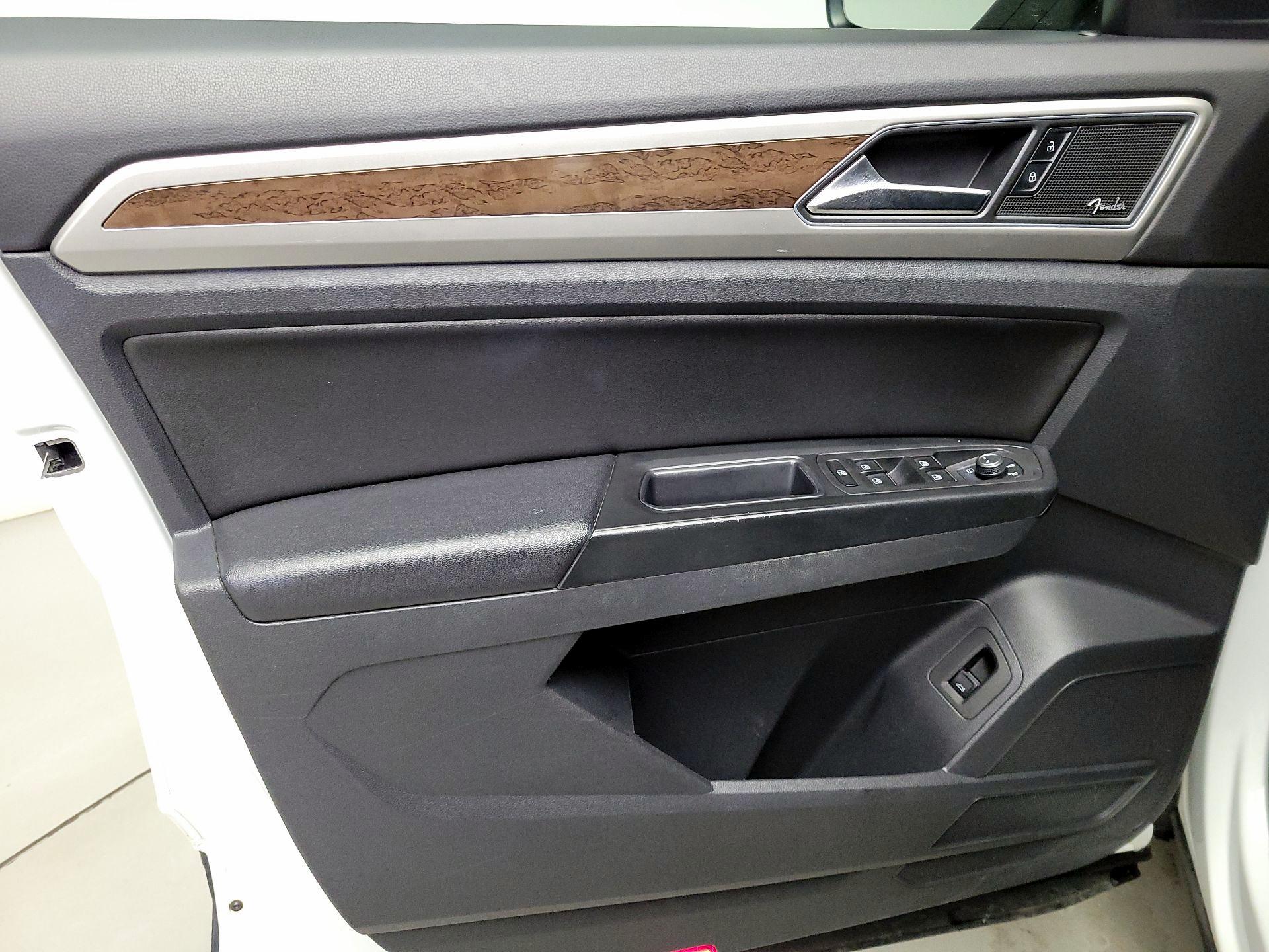 Thumbnail: 2018 Volkswagen Atlas - 12