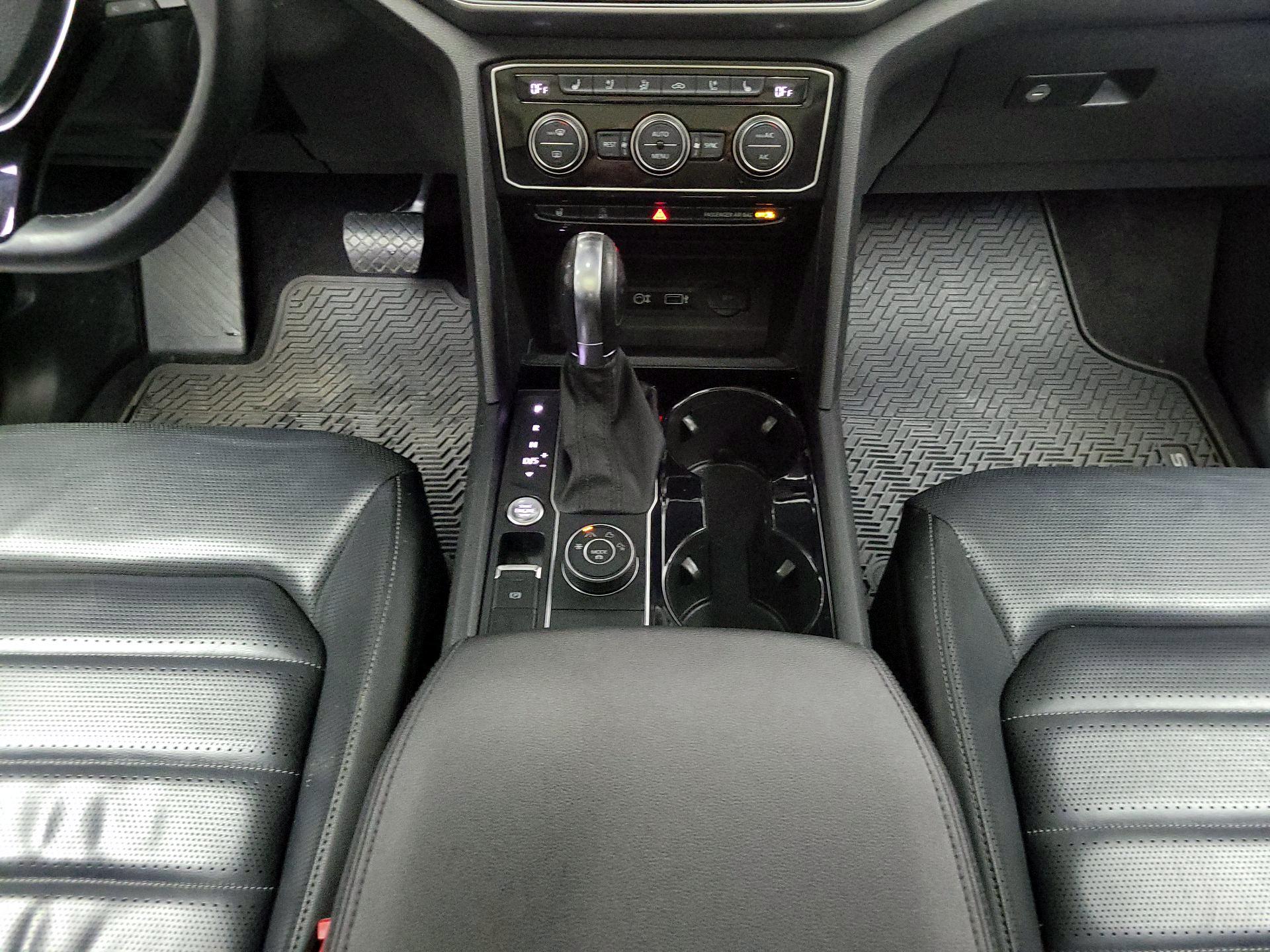 Thumbnail: 2018 Volkswagen Atlas - 18