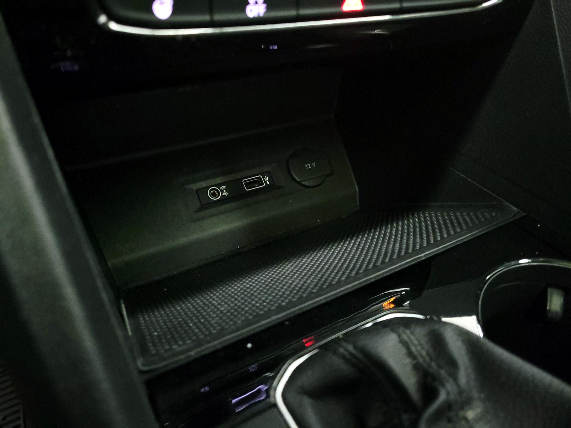 Thumbnail: 2018 Volkswagen Atlas - 19