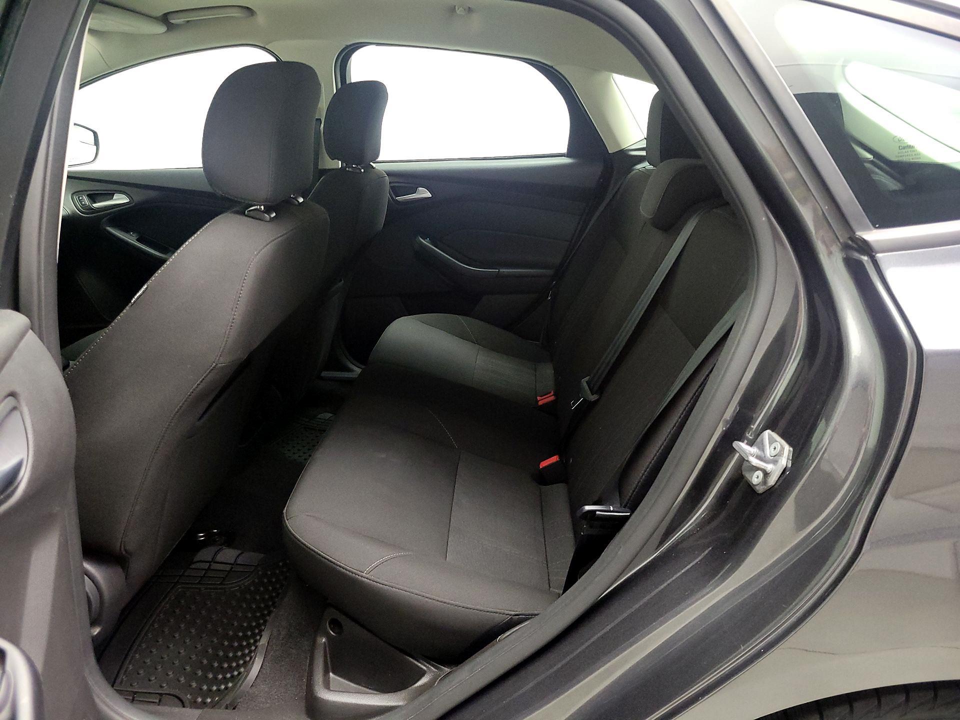 Thumbnail: 2017 Ford Focus - 19