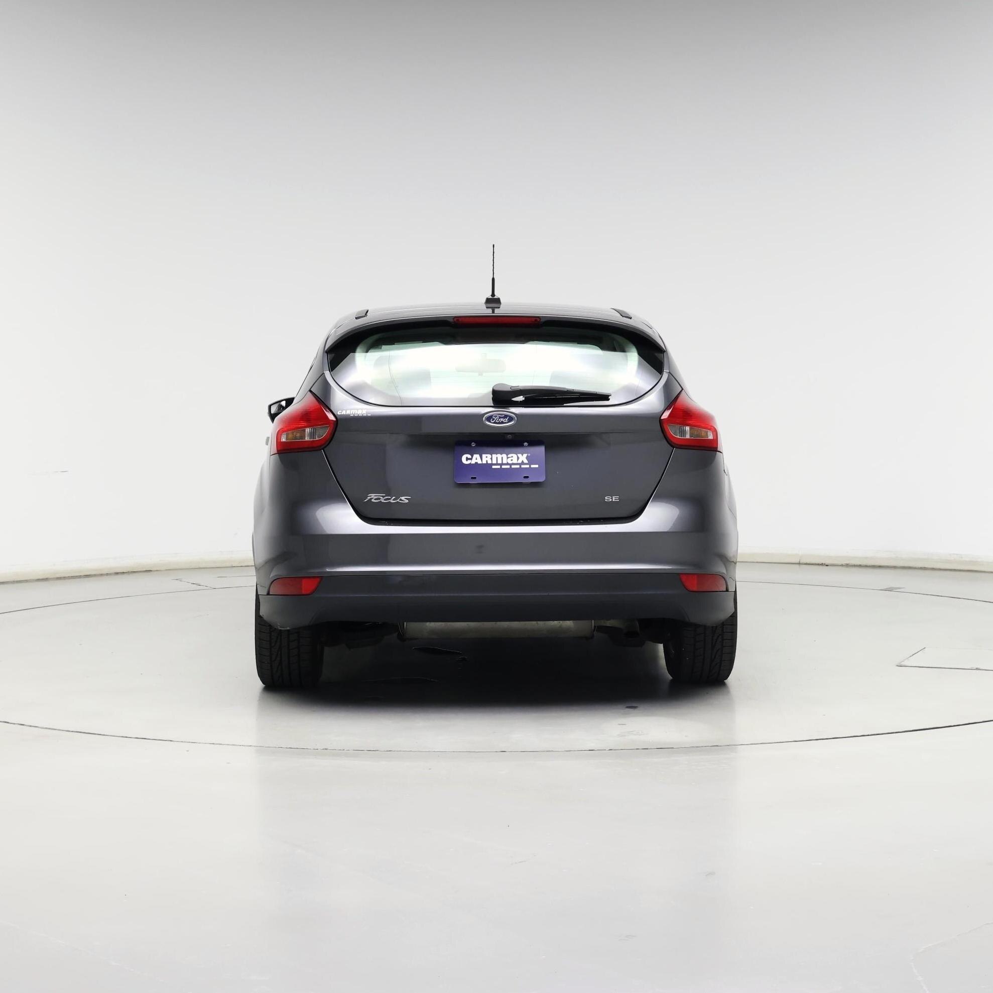 Thumbnail: 2017 Ford Focus - 6