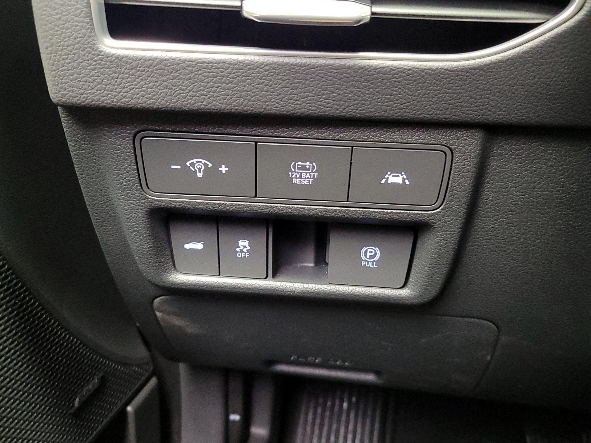 Thumbnail: 2020 Hyundai Sonata - 13