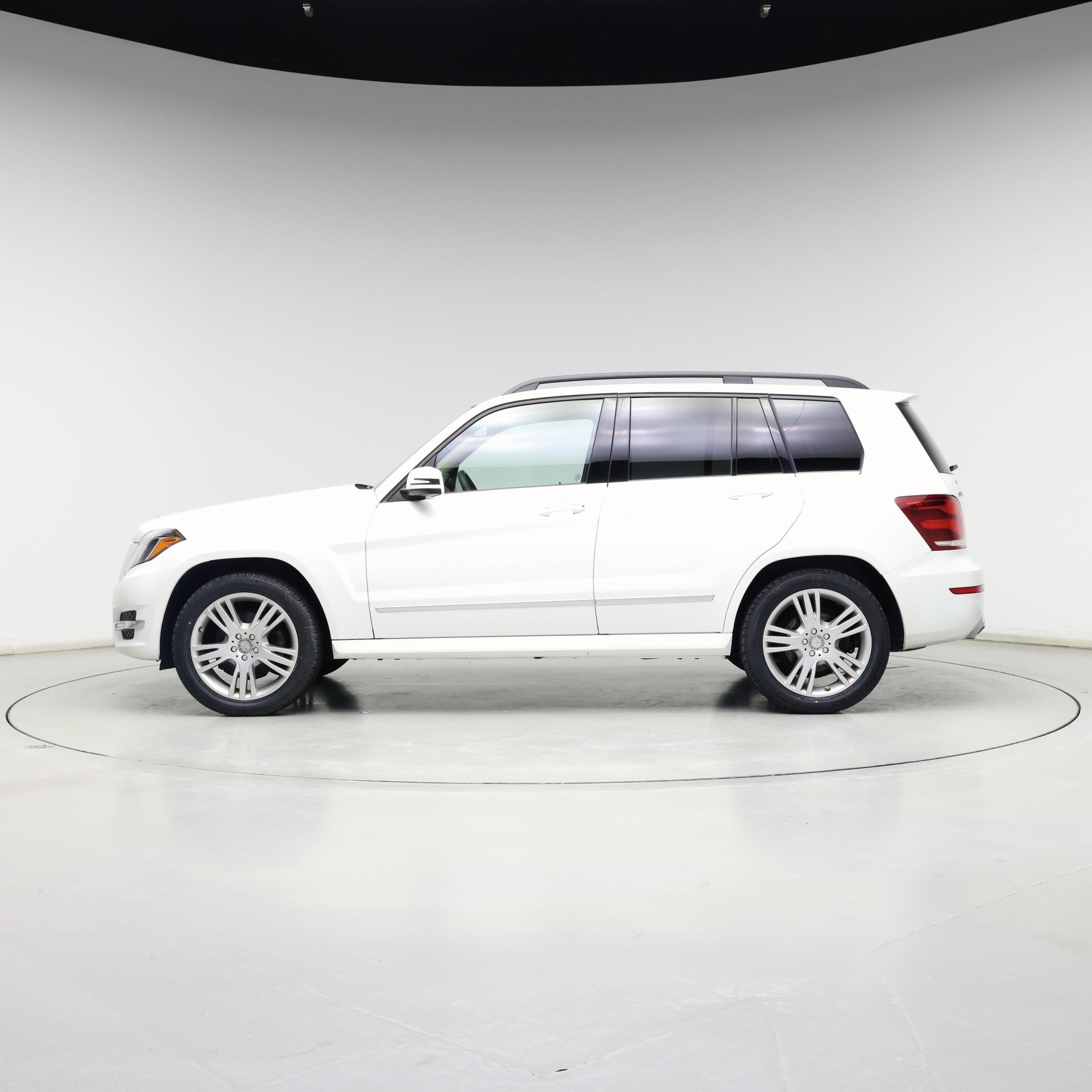 Thumbnail: 2015 Mercedes-Benz GLK - 3