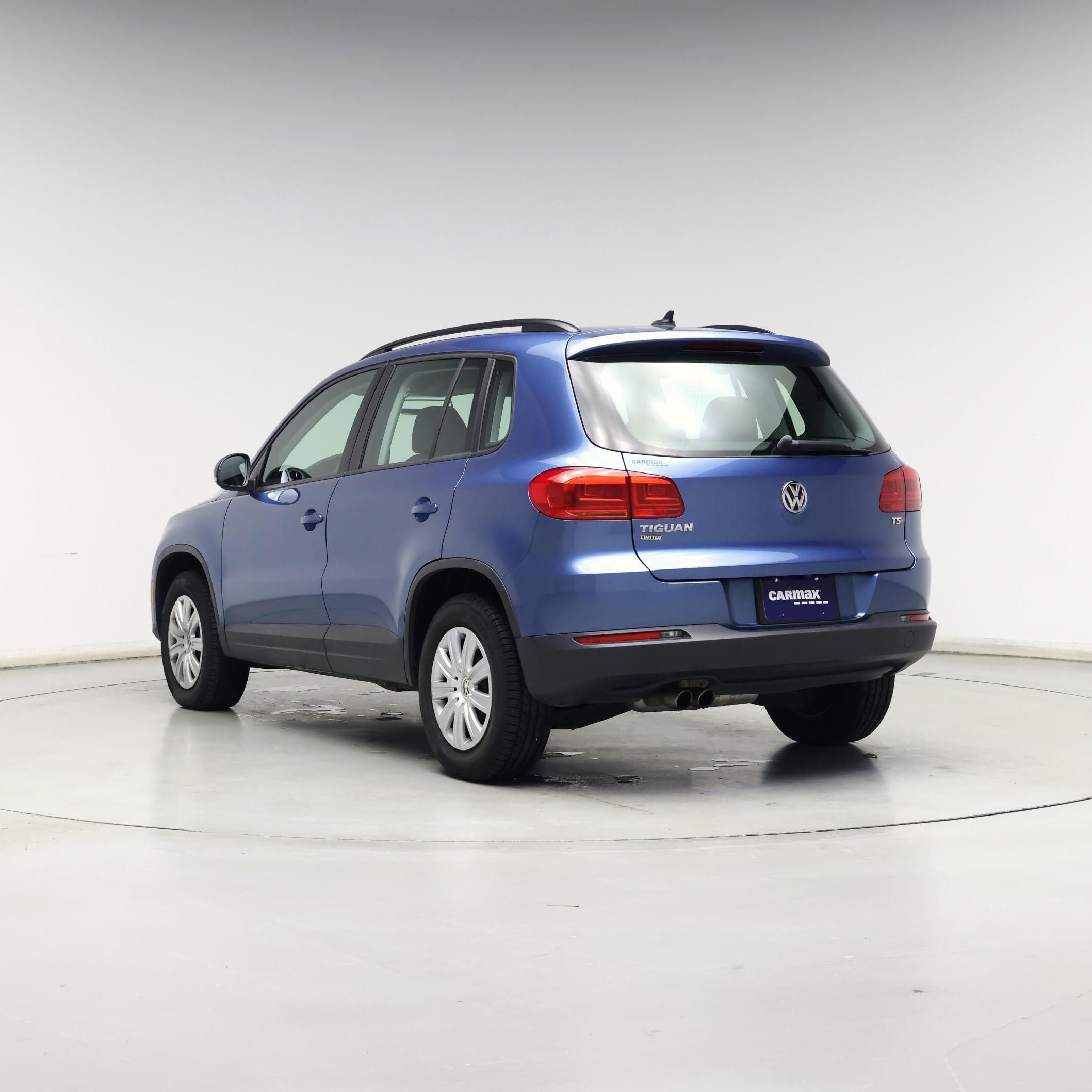 Thumbnail: 2017 Volkswagen Tiguan - 2