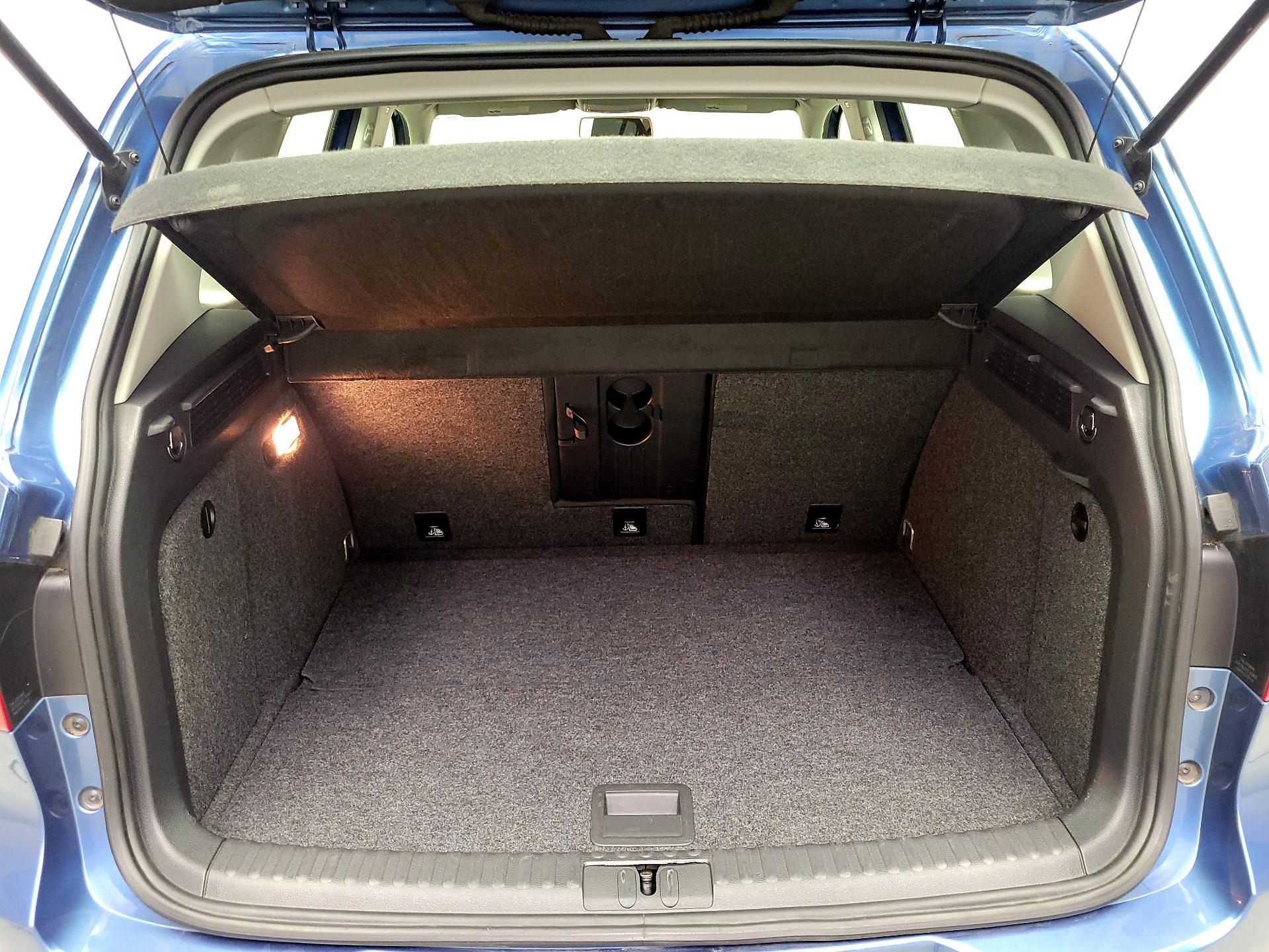 Thumbnail: 2017 Volkswagen Tiguan - 20