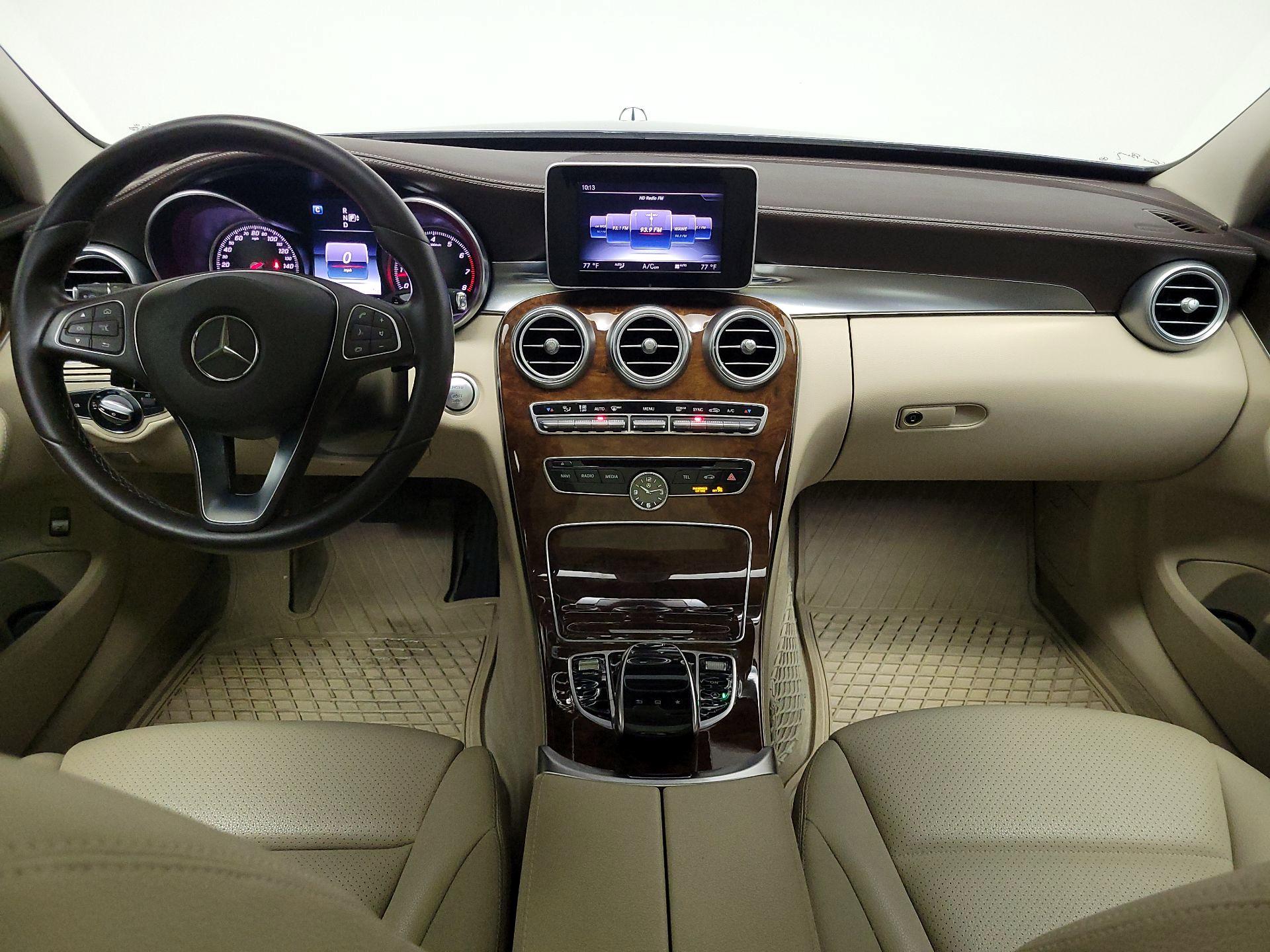 Thumbnail: 2015 Mercedes-Benz C-Class - 9
