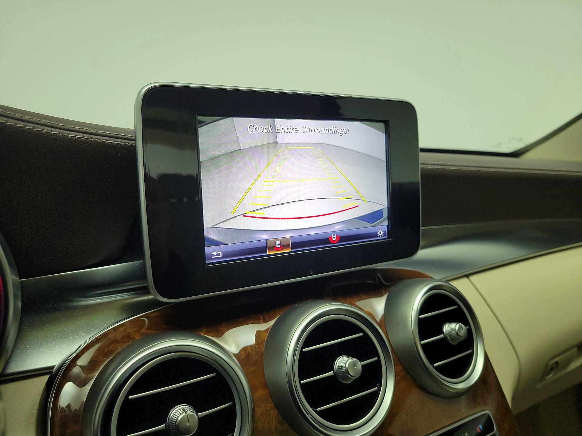 Thumbnail: 2015 Mercedes-Benz C-Class - 15