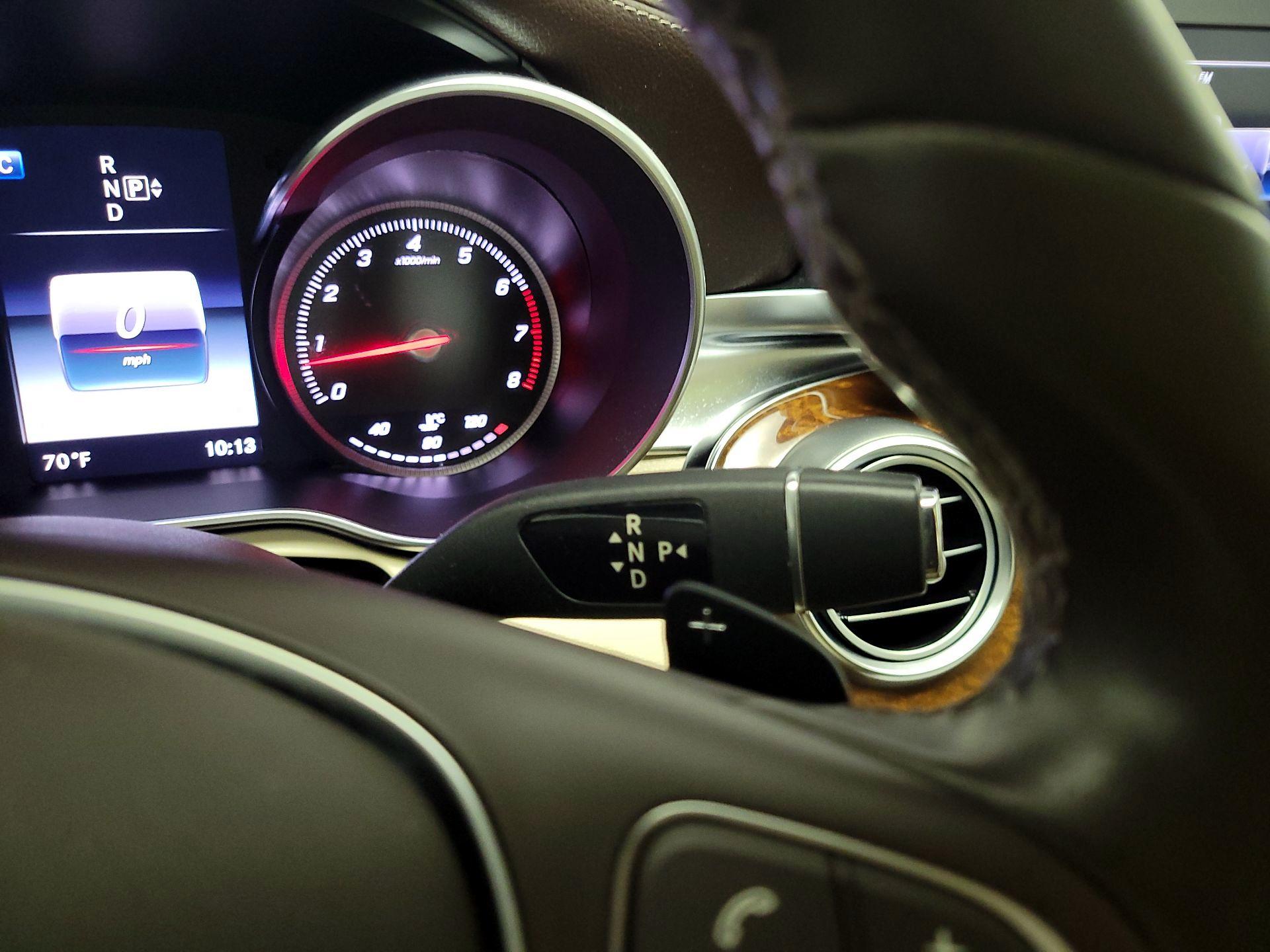 Thumbnail: 2015 Mercedes-Benz C-Class - 18