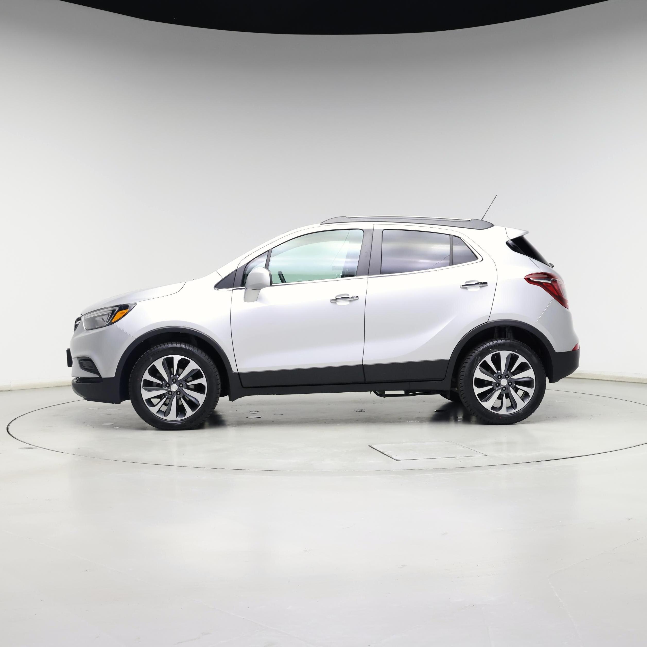 Thumbnail: 2022 Buick Encore - 3