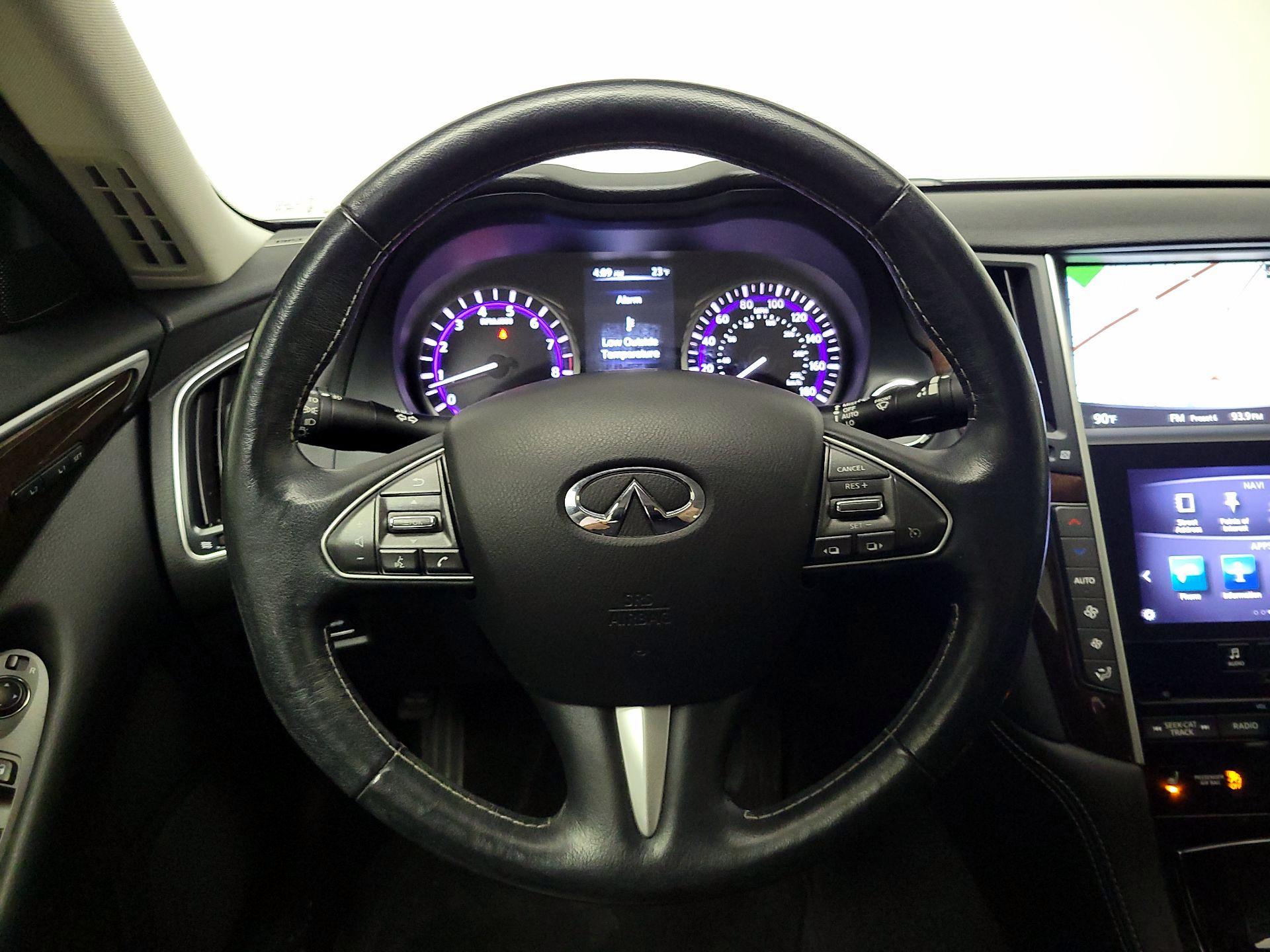 Thumbnail: 2014 INFINITI Q50 - 10