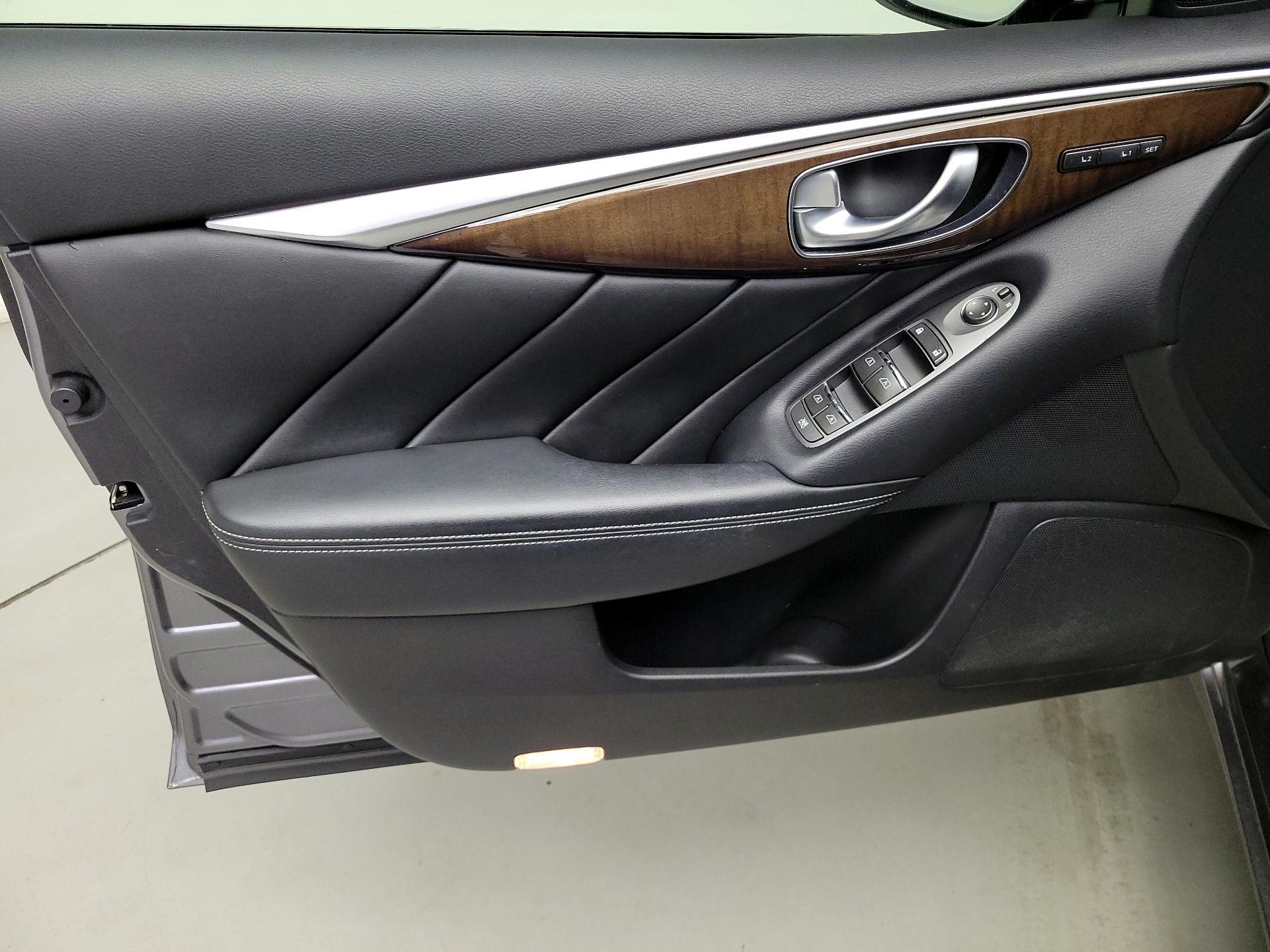 Thumbnail: 2014 INFINITI Q50 - 12