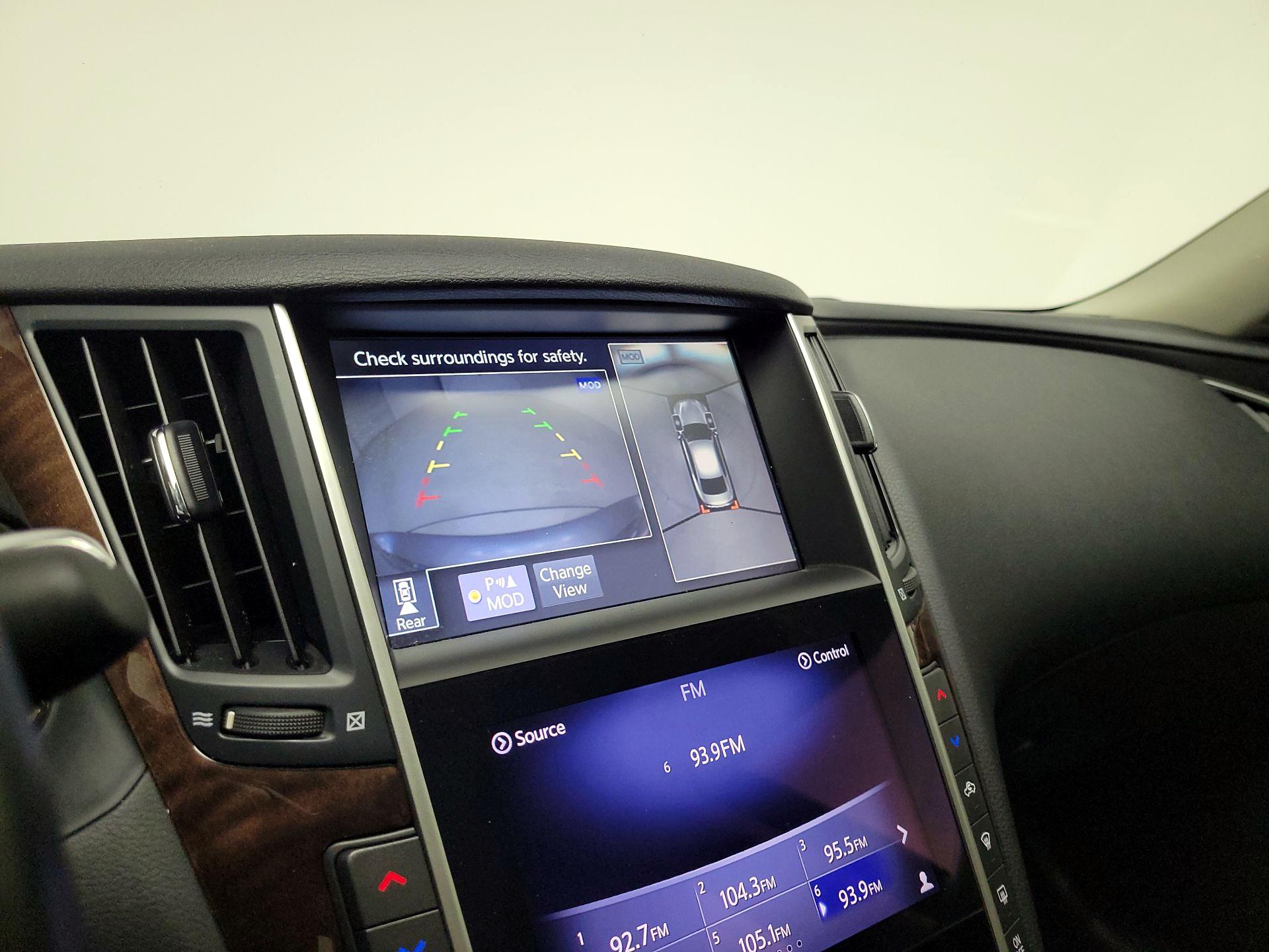 Thumbnail: 2014 INFINITI Q50 - 15