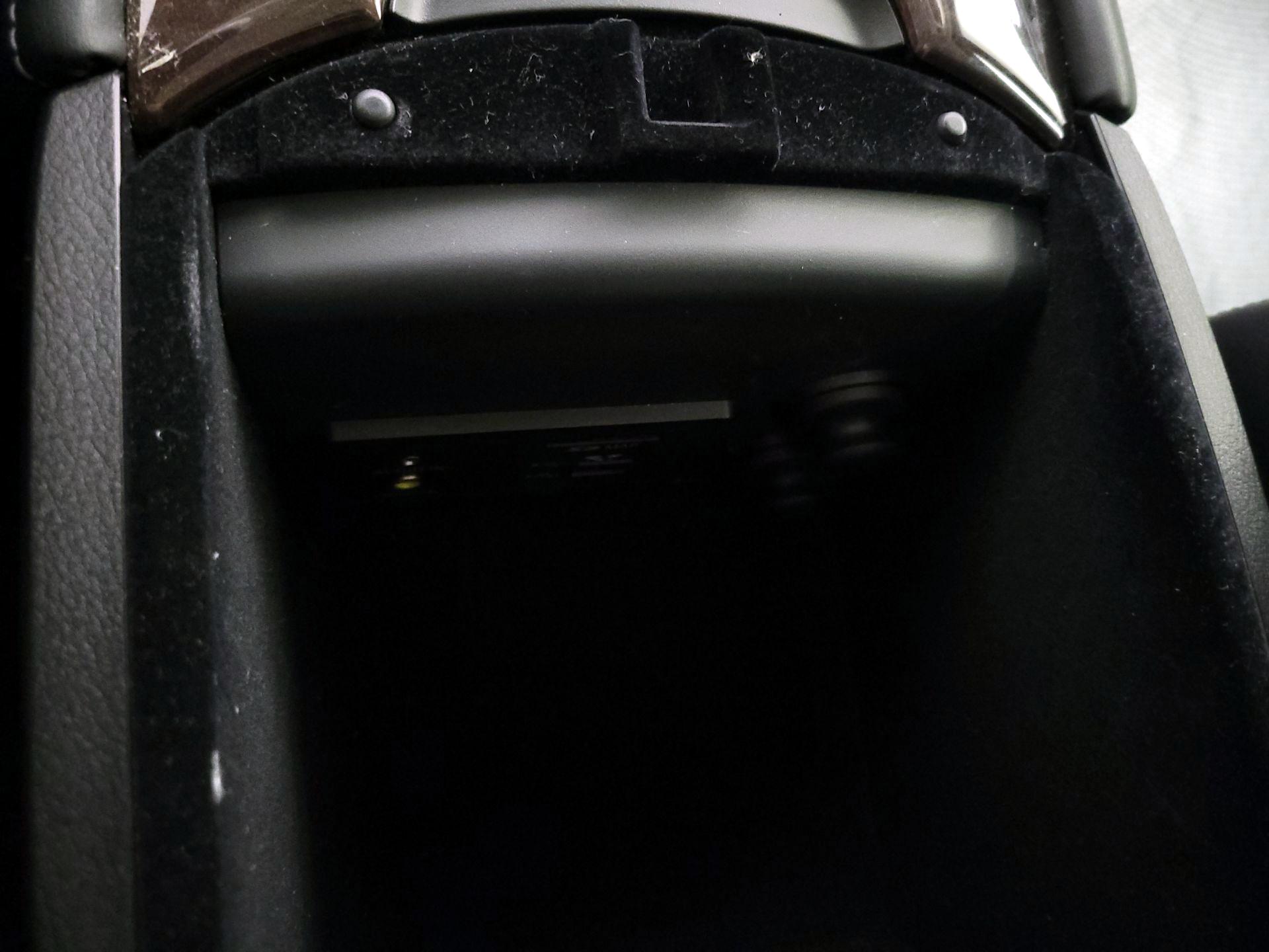 Thumbnail: 2014 INFINITI Q50 - 19