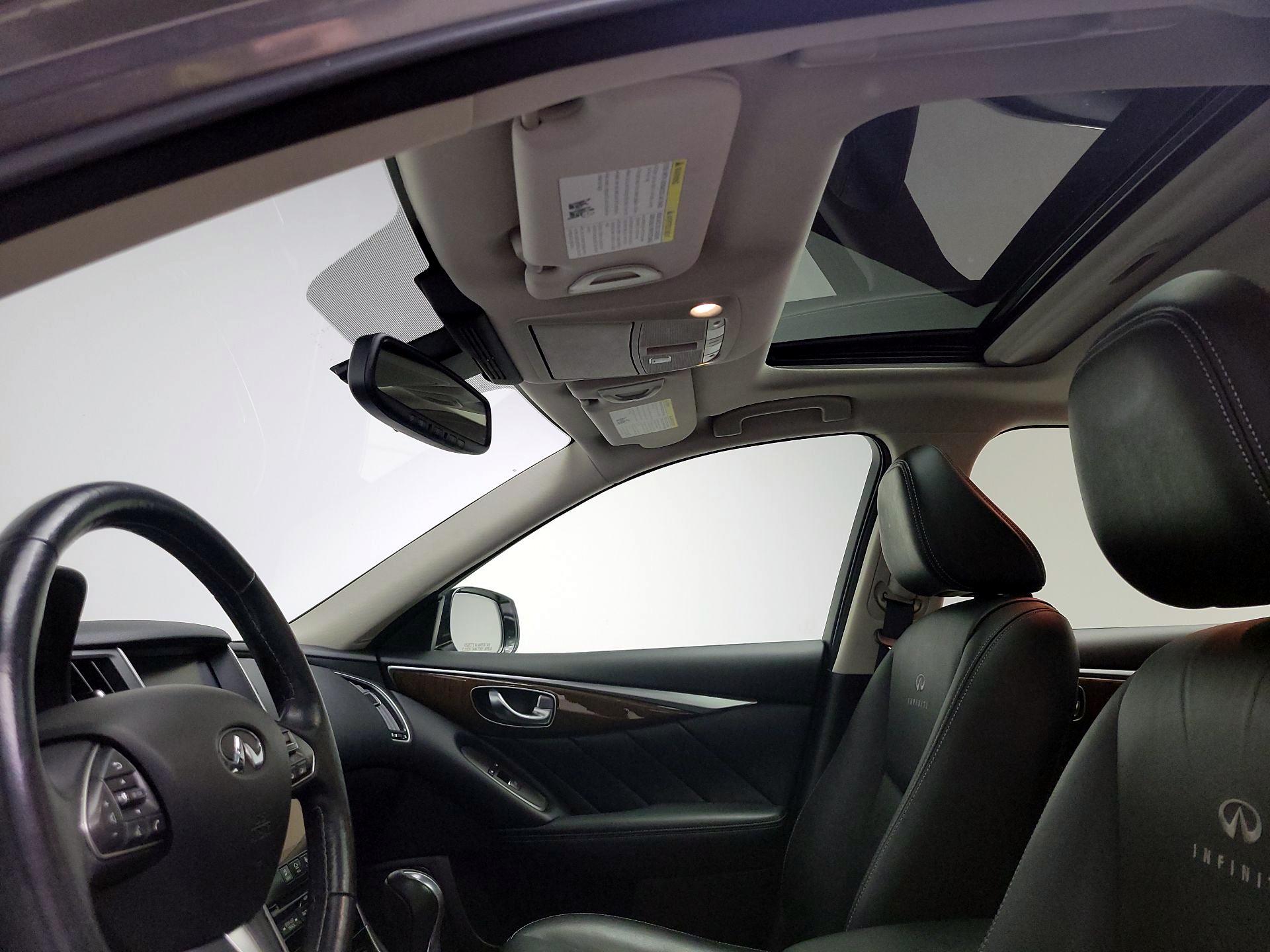 Thumbnail: 2014 INFINITI Q50 - 20