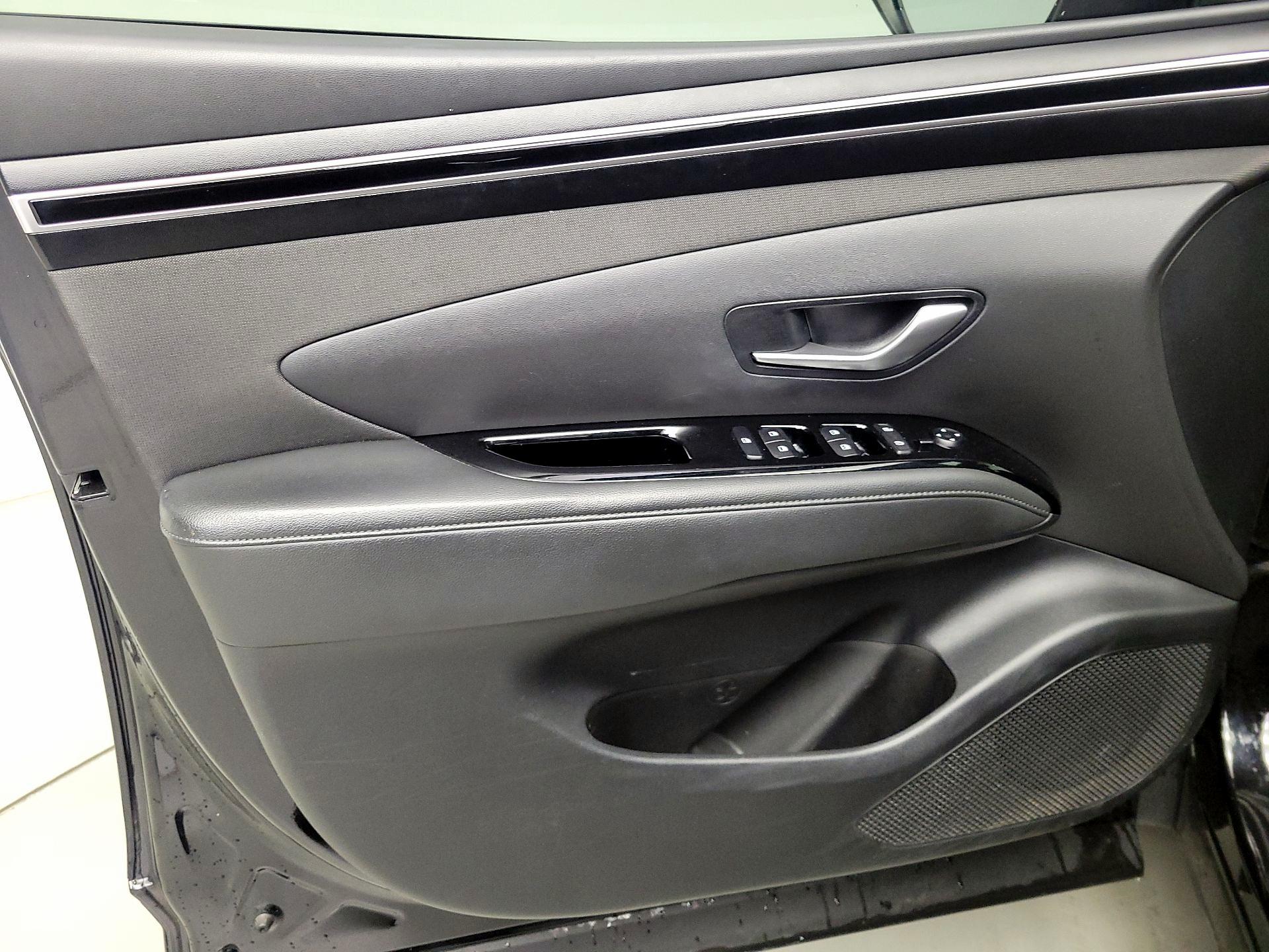 Thumbnail: 2022 Hyundai Tucson - 12