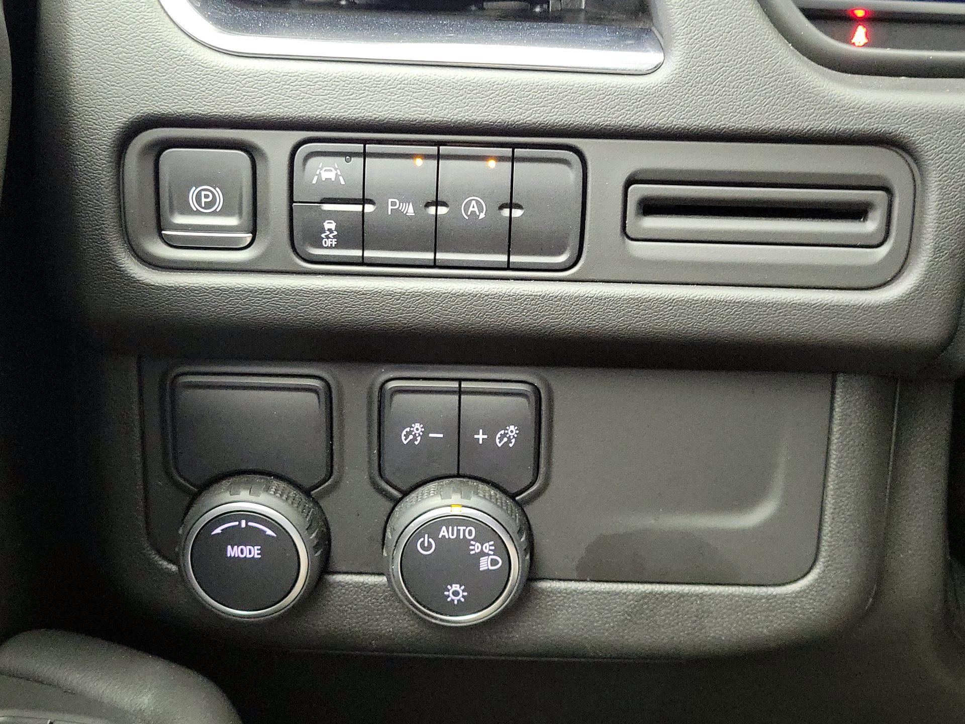 Thumbnail: 2023 Chevrolet Suburban - 13