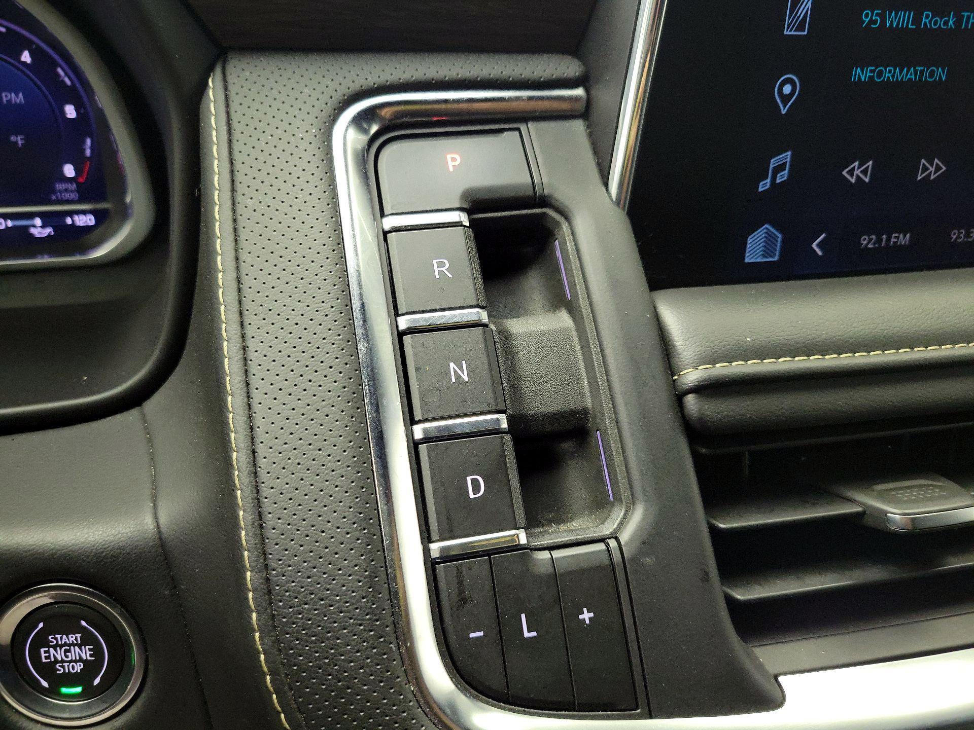 Thumbnail: 2023 Chevrolet Suburban - 17