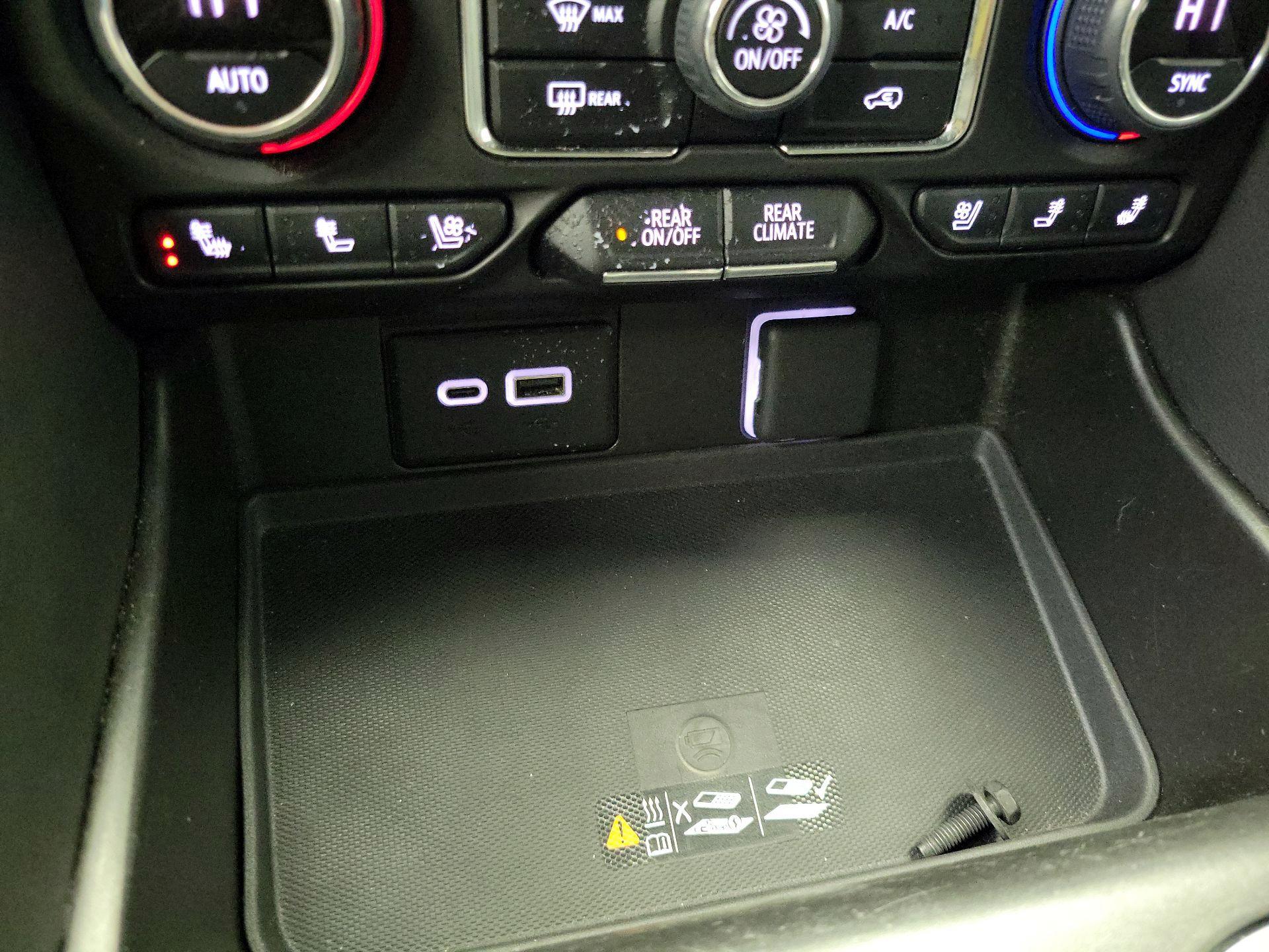 Thumbnail: 2023 Chevrolet Suburban - 18