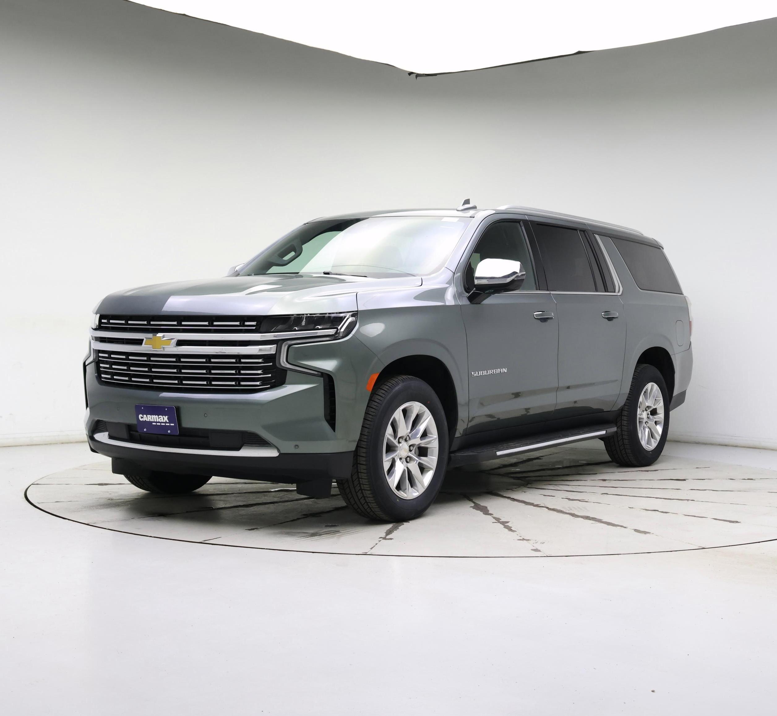 Thumbnail: 2023 Chevrolet Suburban - 4