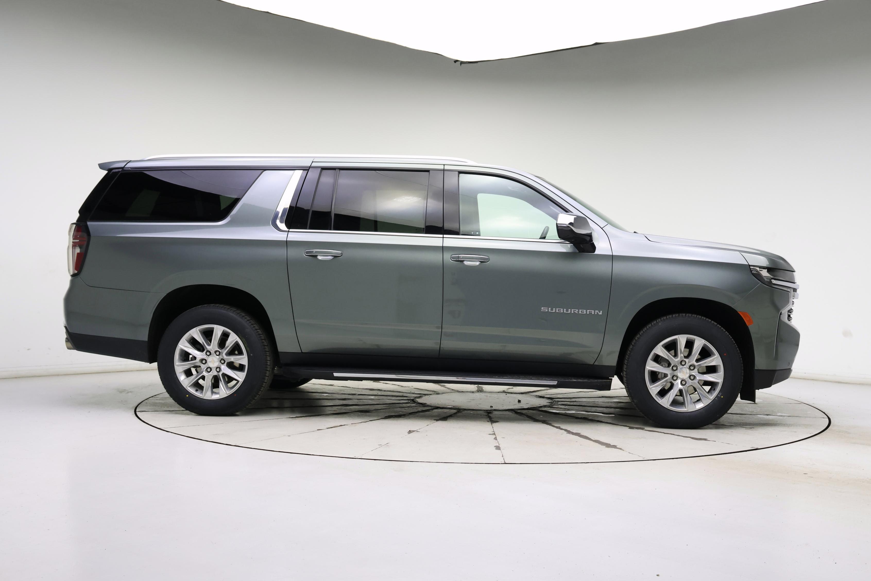 Thumbnail: 2023 Chevrolet Suburban - 7