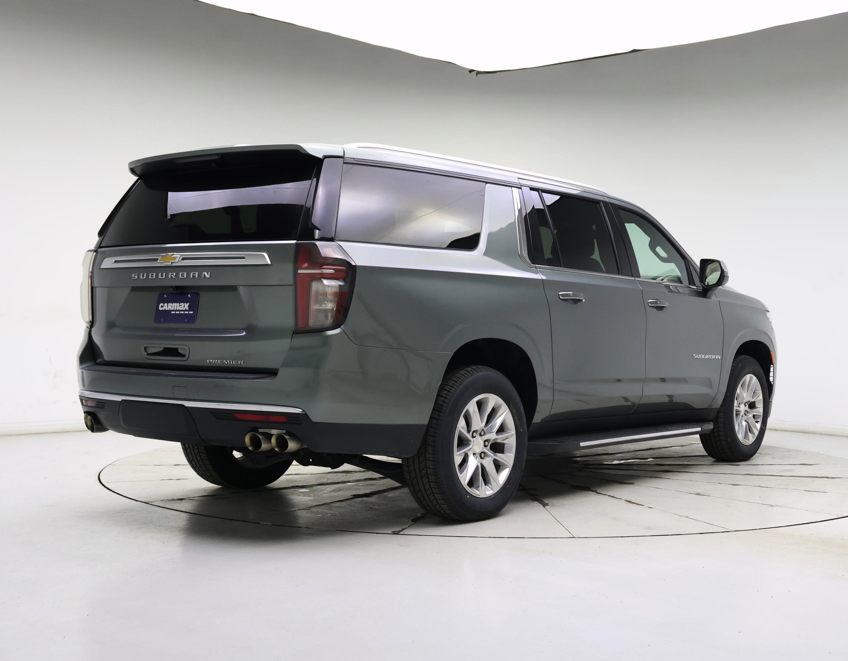 Thumbnail: 2023 Chevrolet Suburban - 8