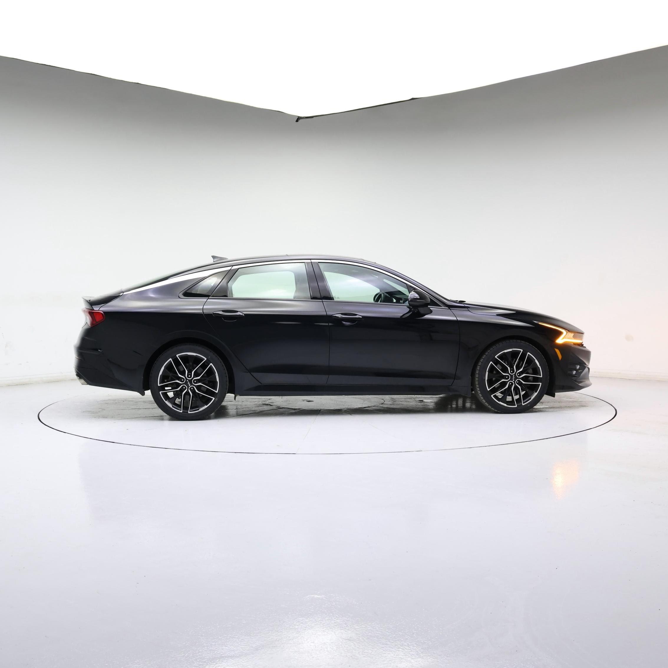 Thumbnail: 2023 Kia K5 - 7