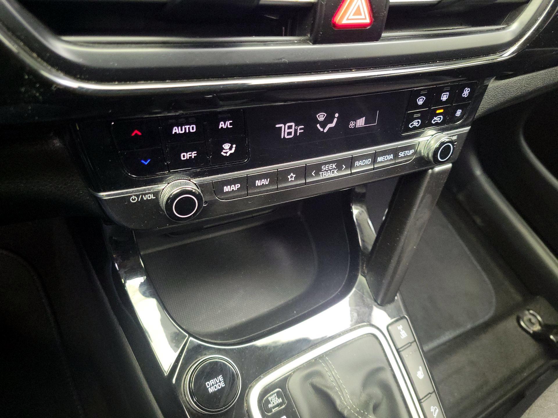 Thumbnail: 2024 Kia Seltos - 17