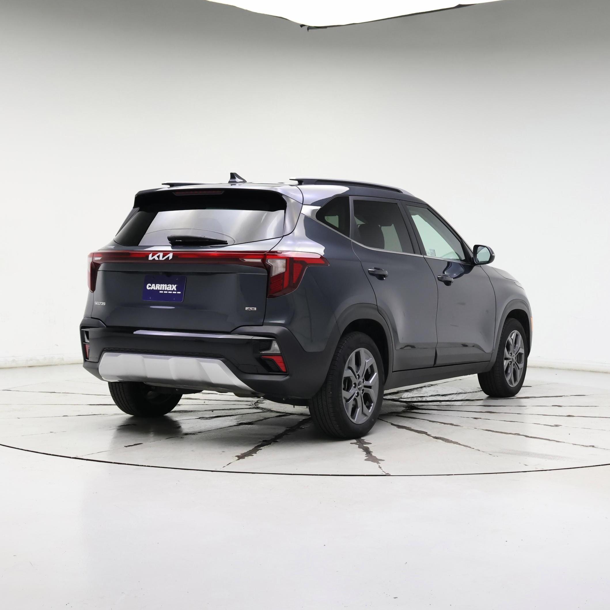 Thumbnail: 2024 Kia Seltos - 8