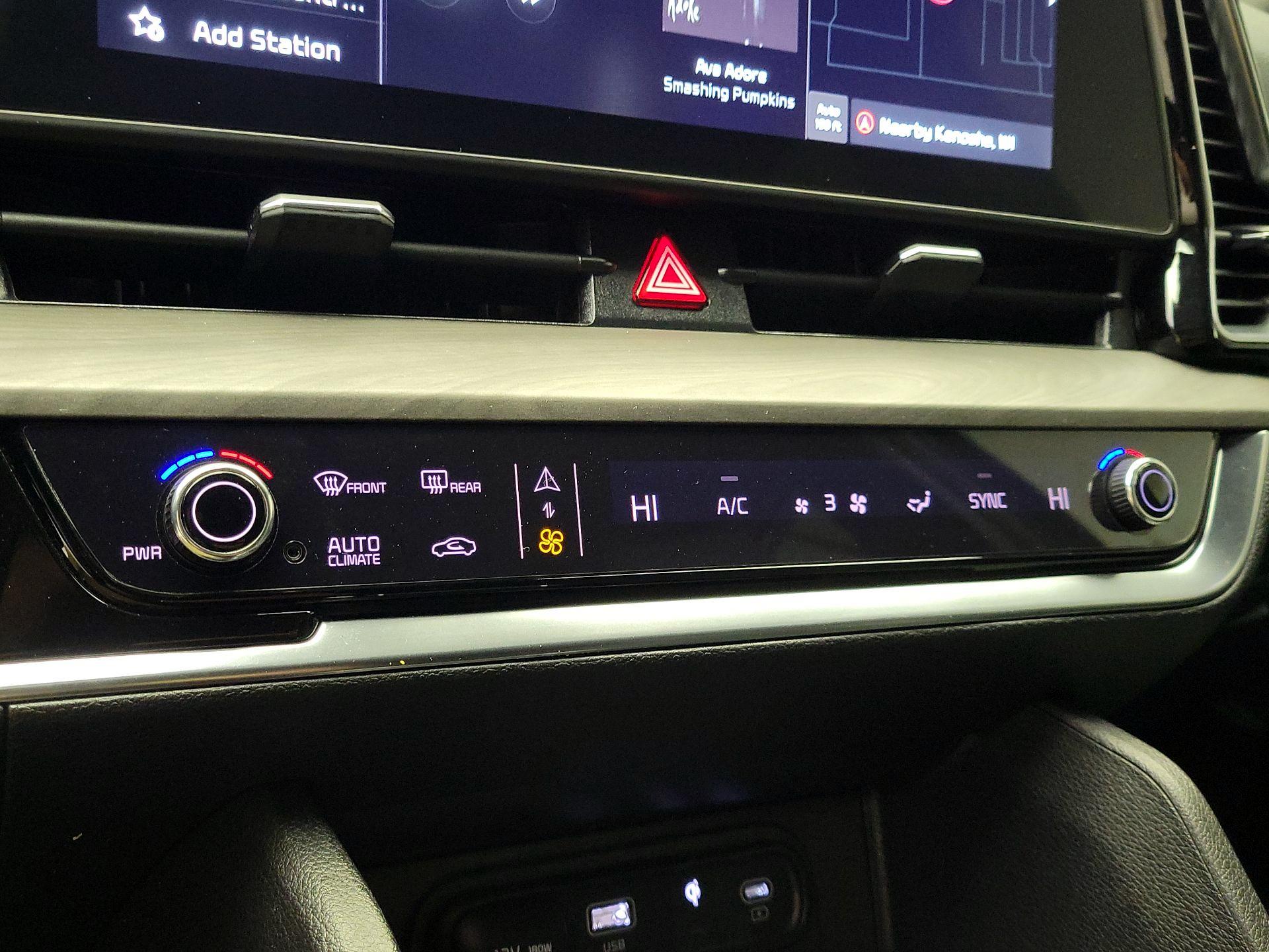 Thumbnail: 2023 Kia Sportage - 17