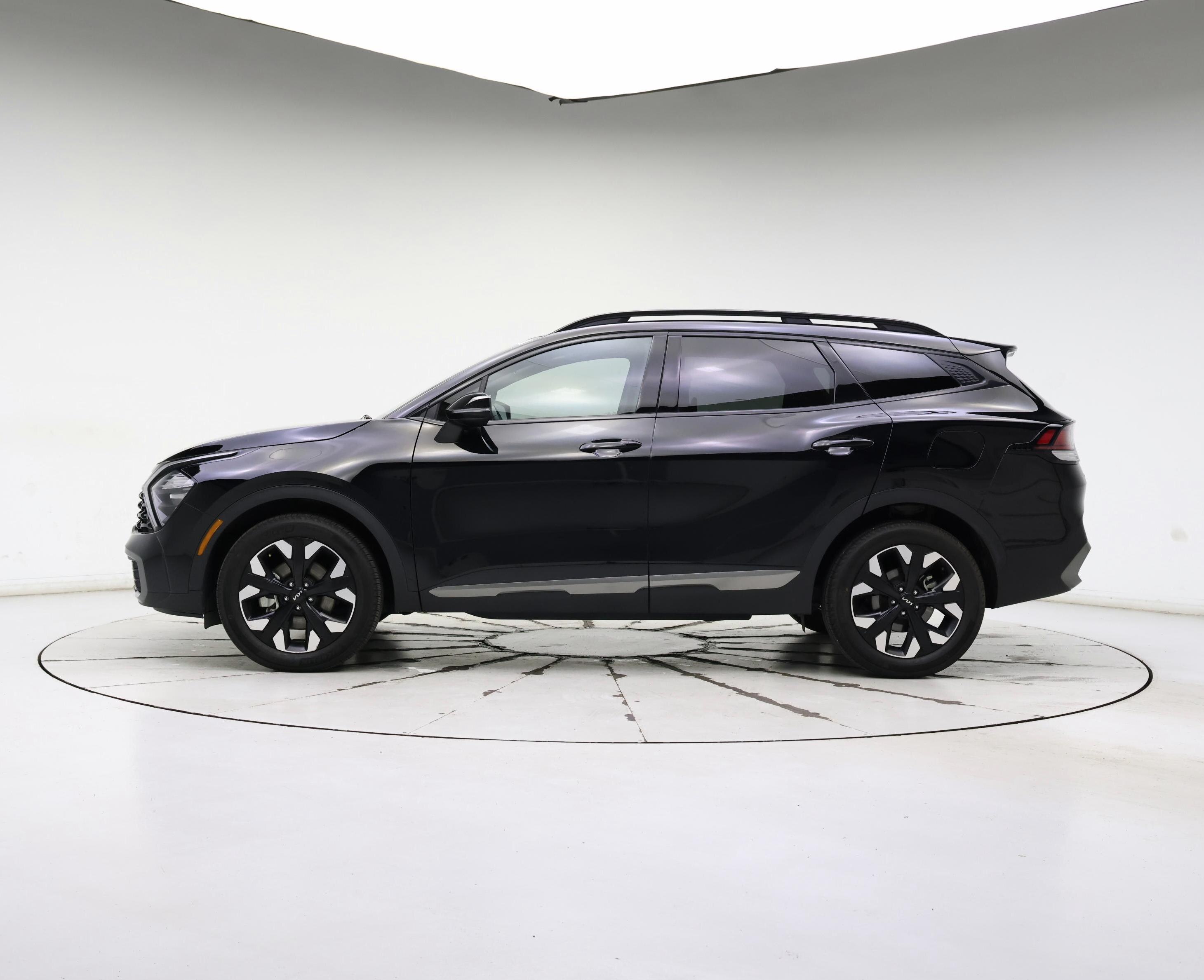 Thumbnail: 2023 Kia Sportage - 3